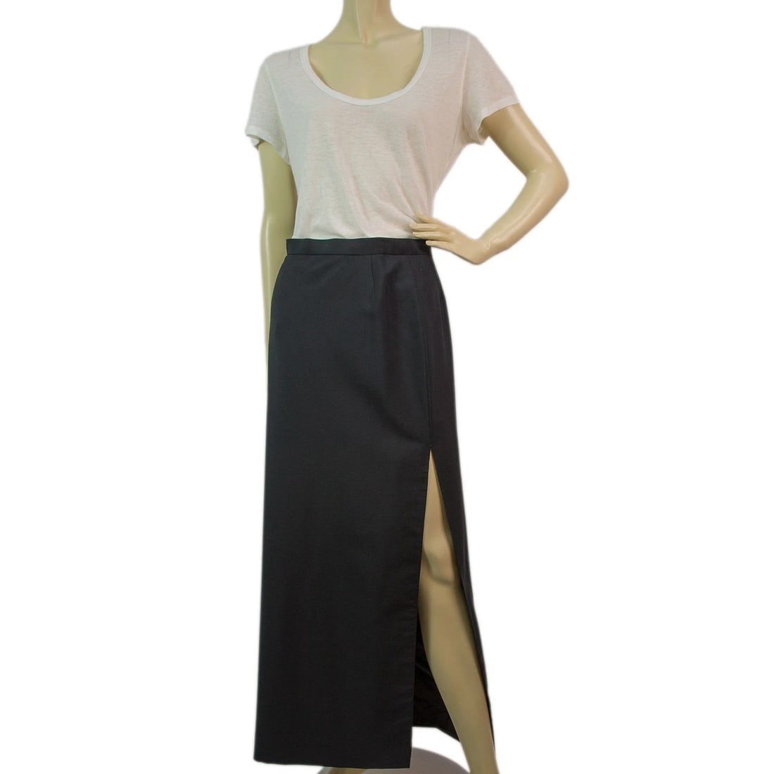 Tailor Made Handmade Black Long Maxi Skirt with Large Slit: Title:Tailor Made Handmade Black Long Maxi Skirt with Large SlitDescription:Build your wardrobe around this versatile tailor made and excellent quality black maxi skirt. This skirt has a flattering