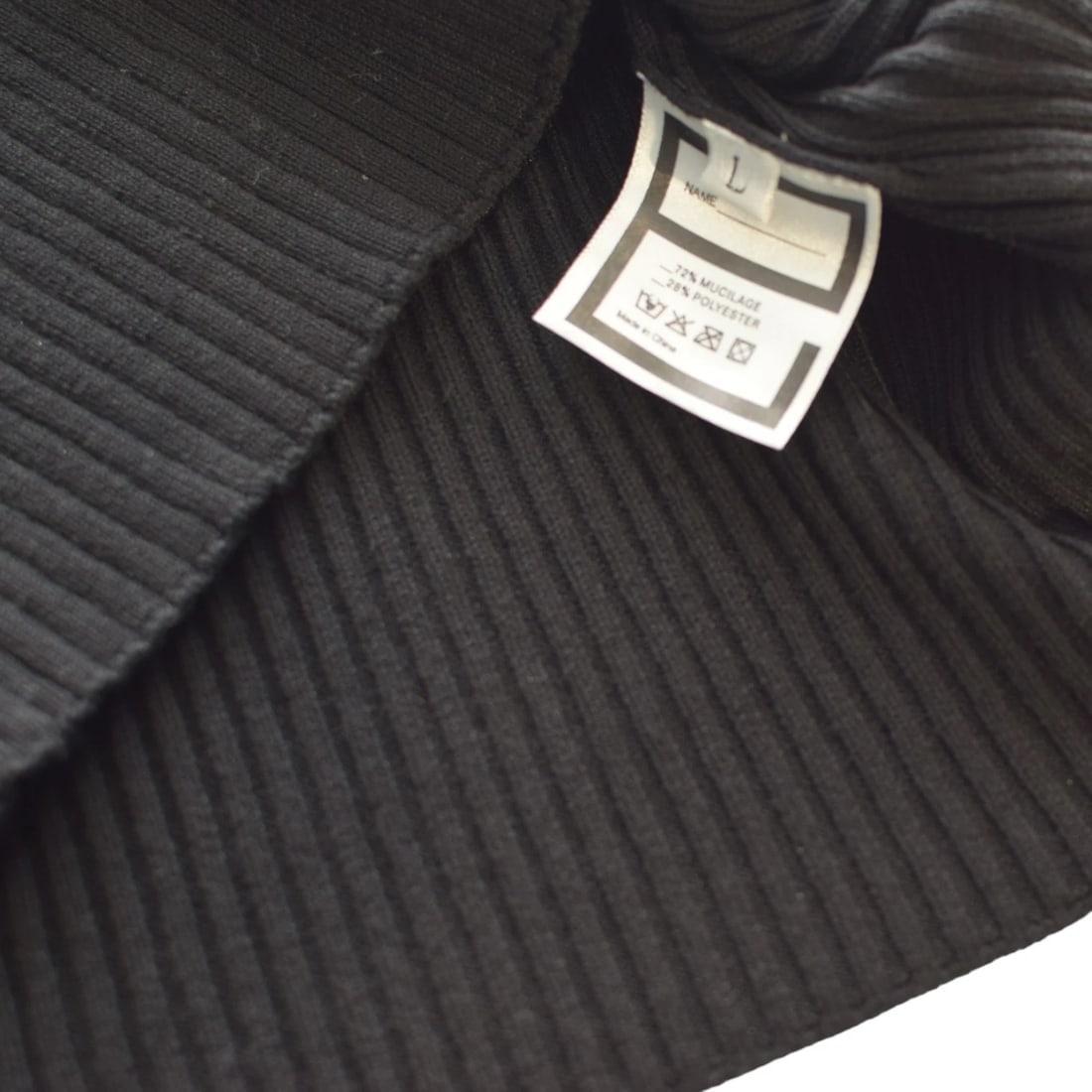 Pièces Uniques by Edmond Luu Black Ribbed High-Neck Sweater – Size L - 6