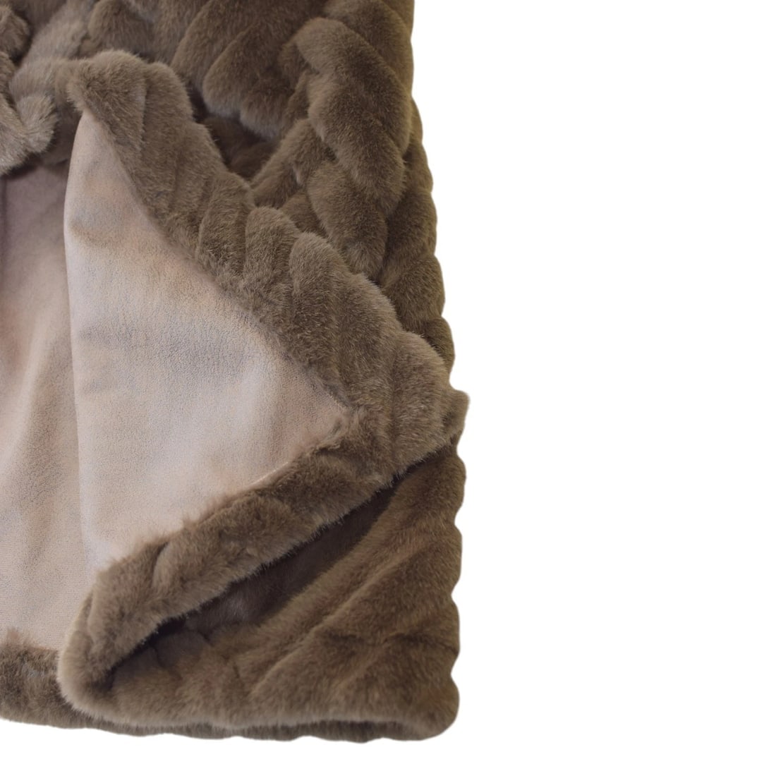 BURRO Faux Fur Long Belted Coat Brown Chevron Pattern with Faux Fur Collar ONS - 11