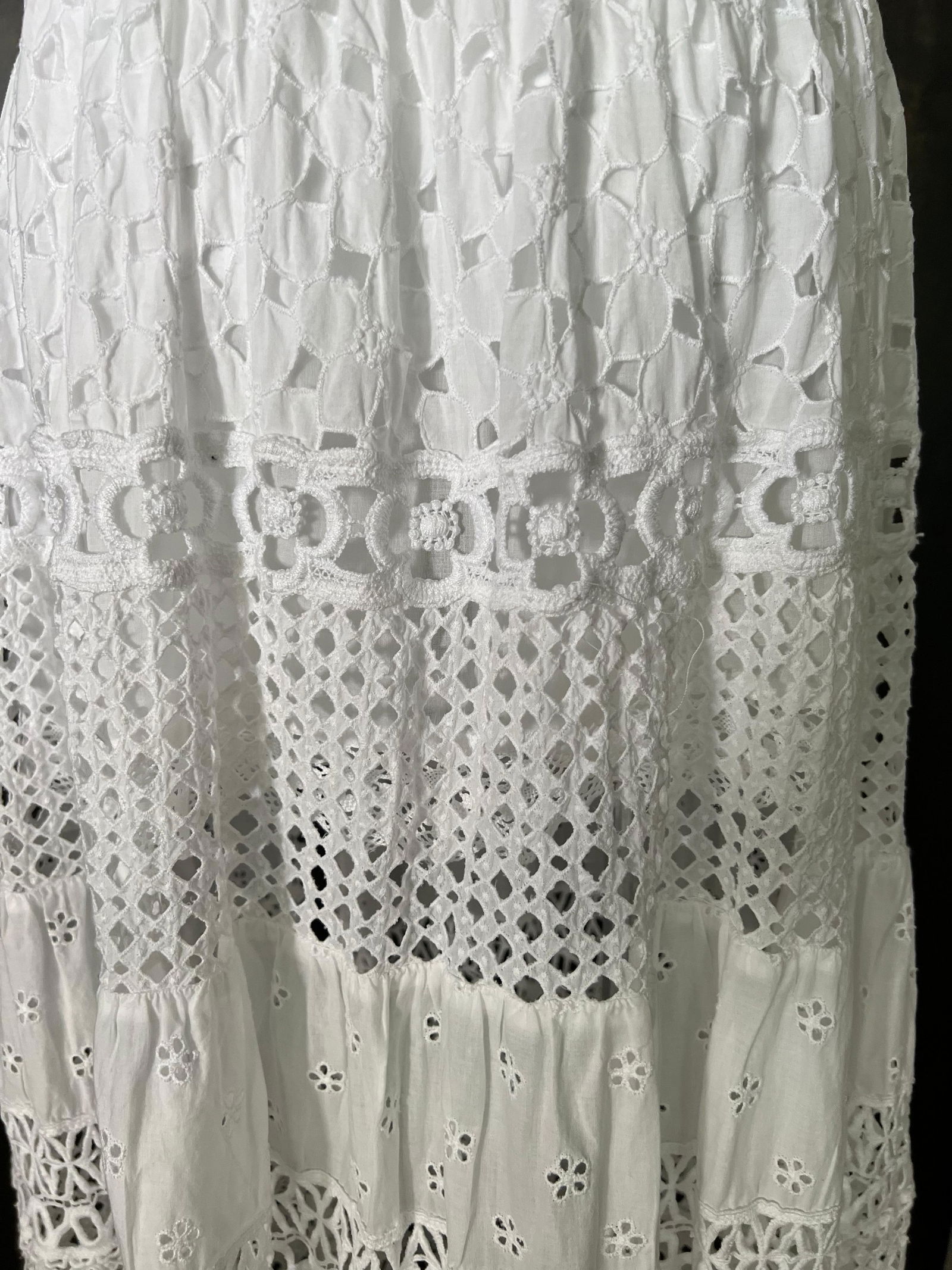 Temptation Positono White Cotton Maxi Skirt - 10