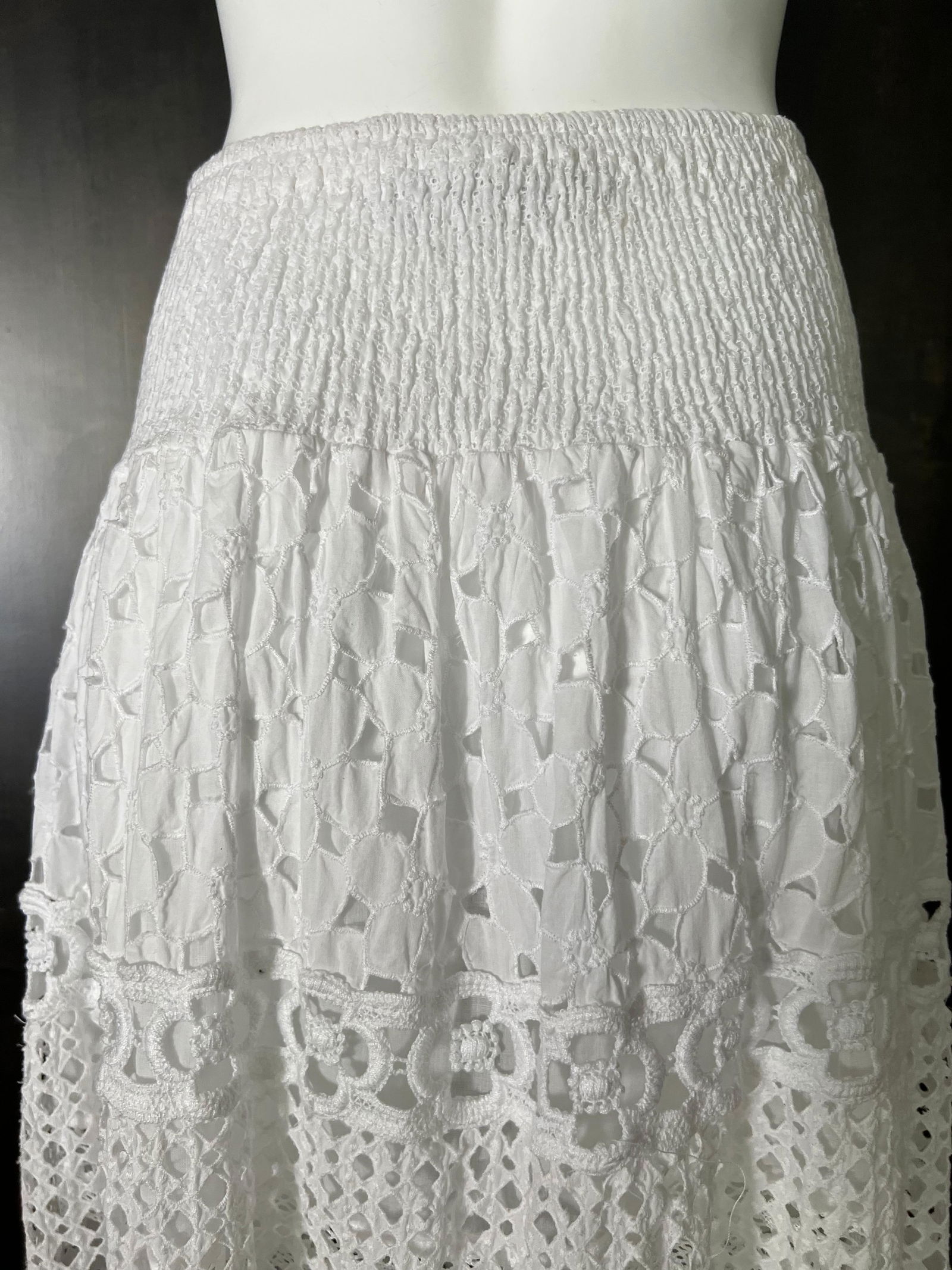 Temptation Positono White Cotton Maxi Skirt - 11