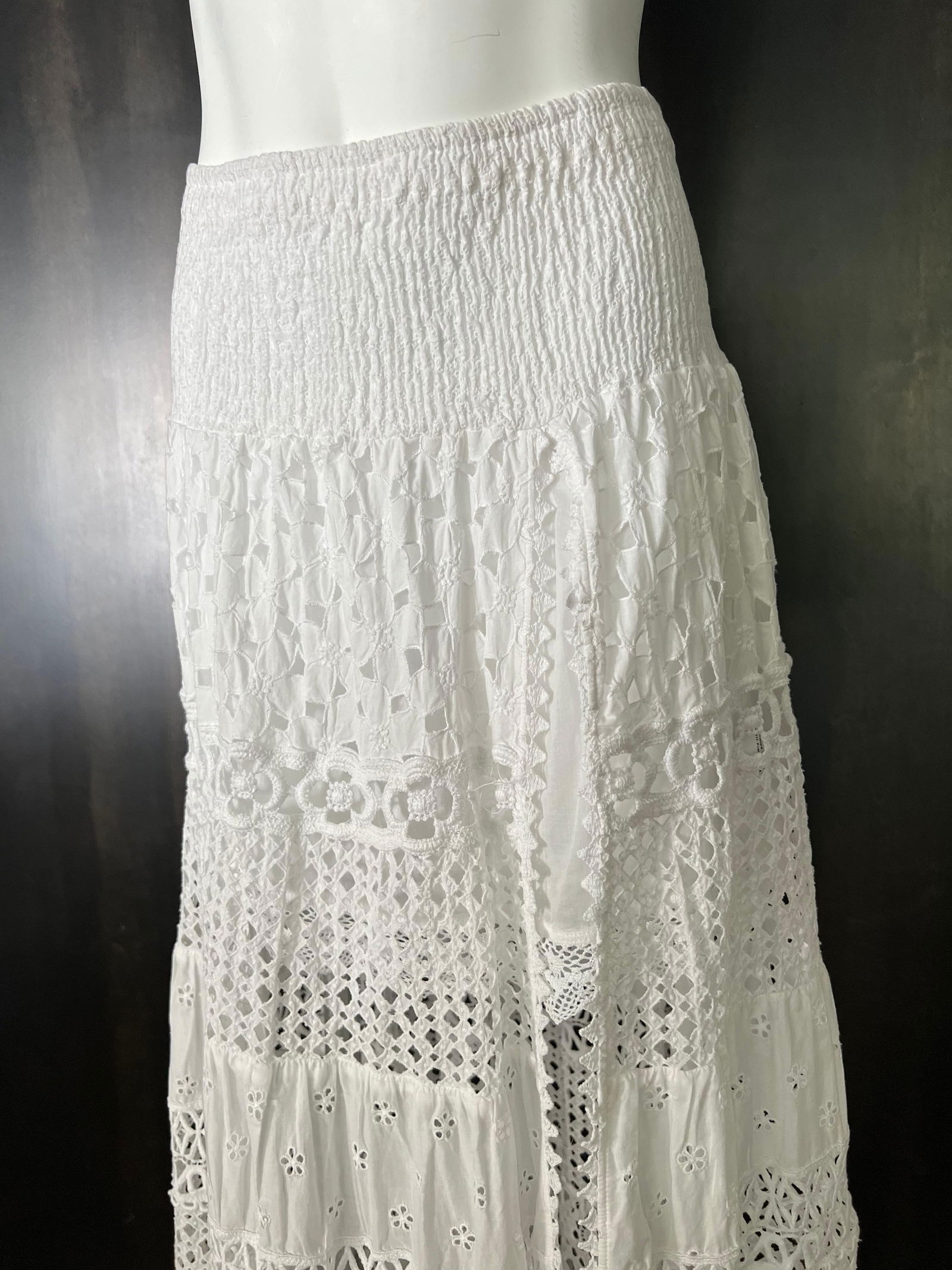 Temptation Positono White Cotton Maxi Skirt - 4