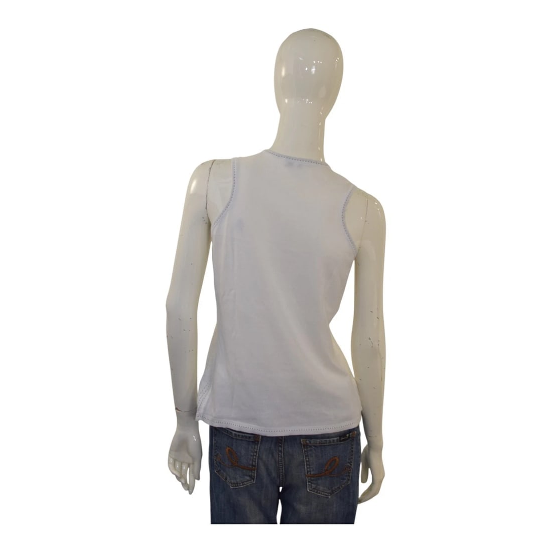 Chanel Vintage White slim cut sleeveless Top sz 40 with perforated details - 2