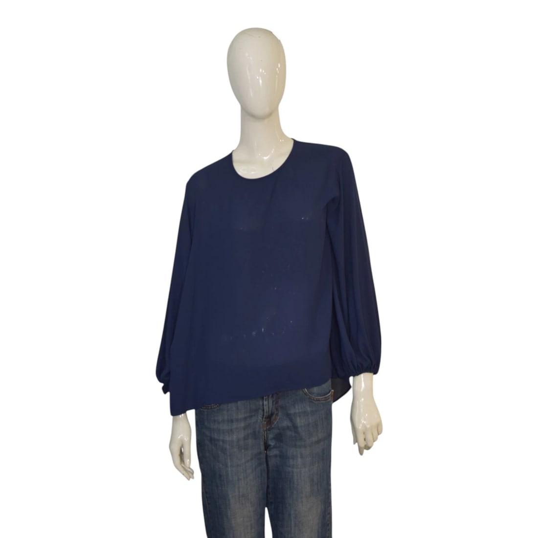 Wildwood Blue Blouson-Sleeve Blouse – Minimalist Flowing Design – Size M: Title:Wildwood Blue Blouson-Sleeve Blouse – Minimalist Flowing Design – Size MDescription:Wildwood Blue Blouson-Sleeve Blouse – Minimalist Flowing Design – Size M This