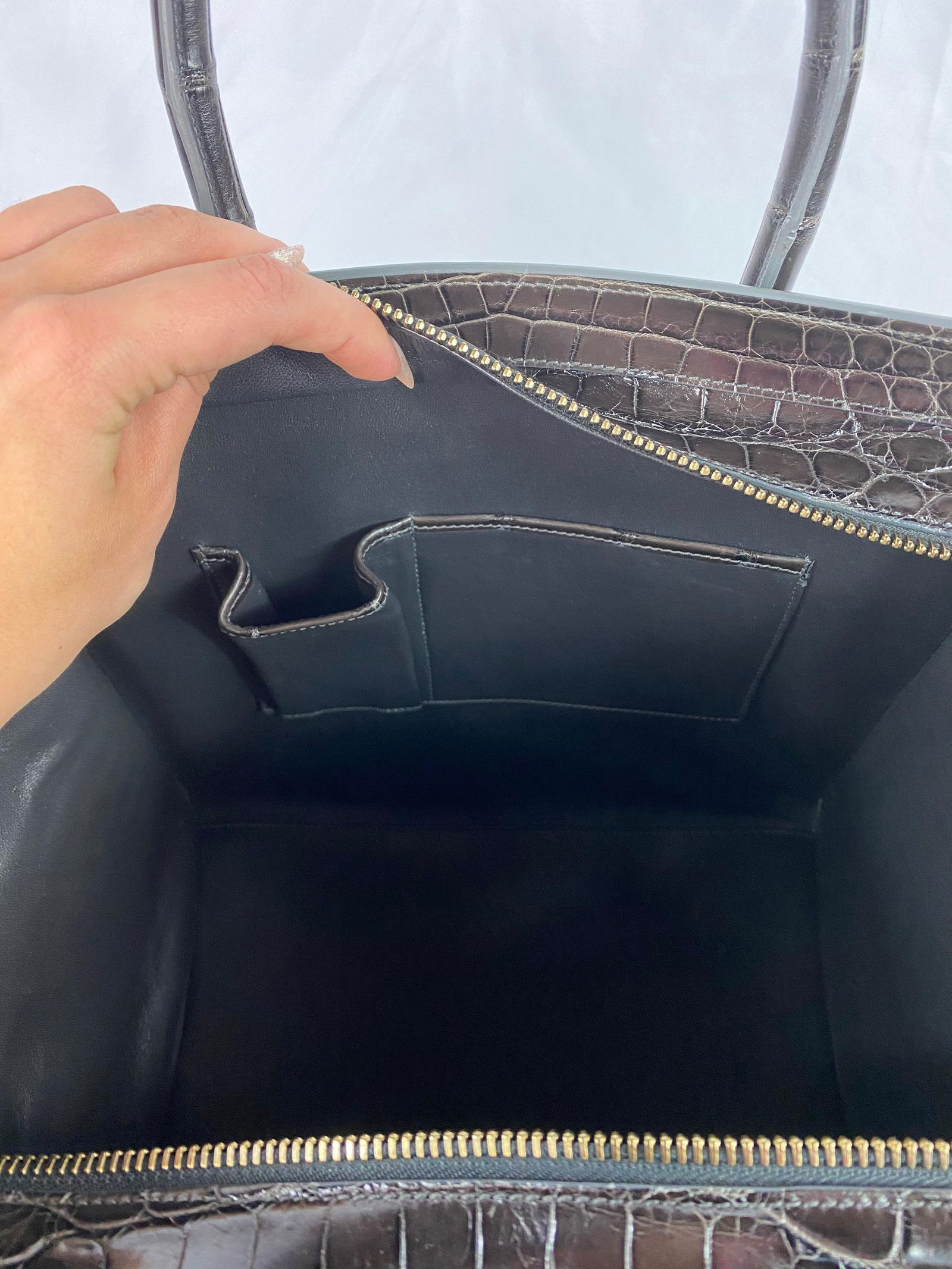 CELINE Brown Crocodile Medium Phantom Luggage Tote Bag - 18