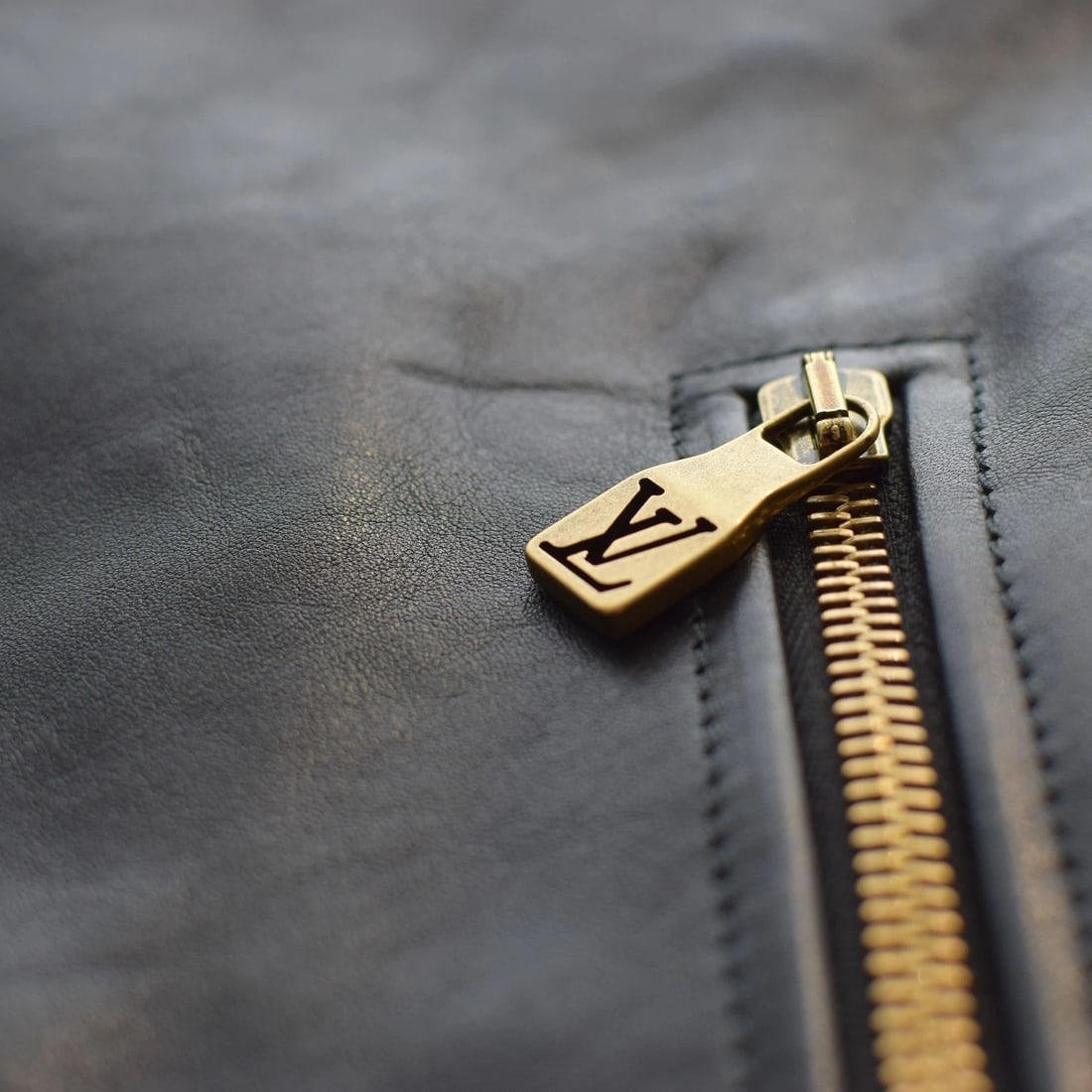 Louis Vuitton 1AGJEO Shearling Collar Evening Black Leather Biker Jacket 5 700€ - 8