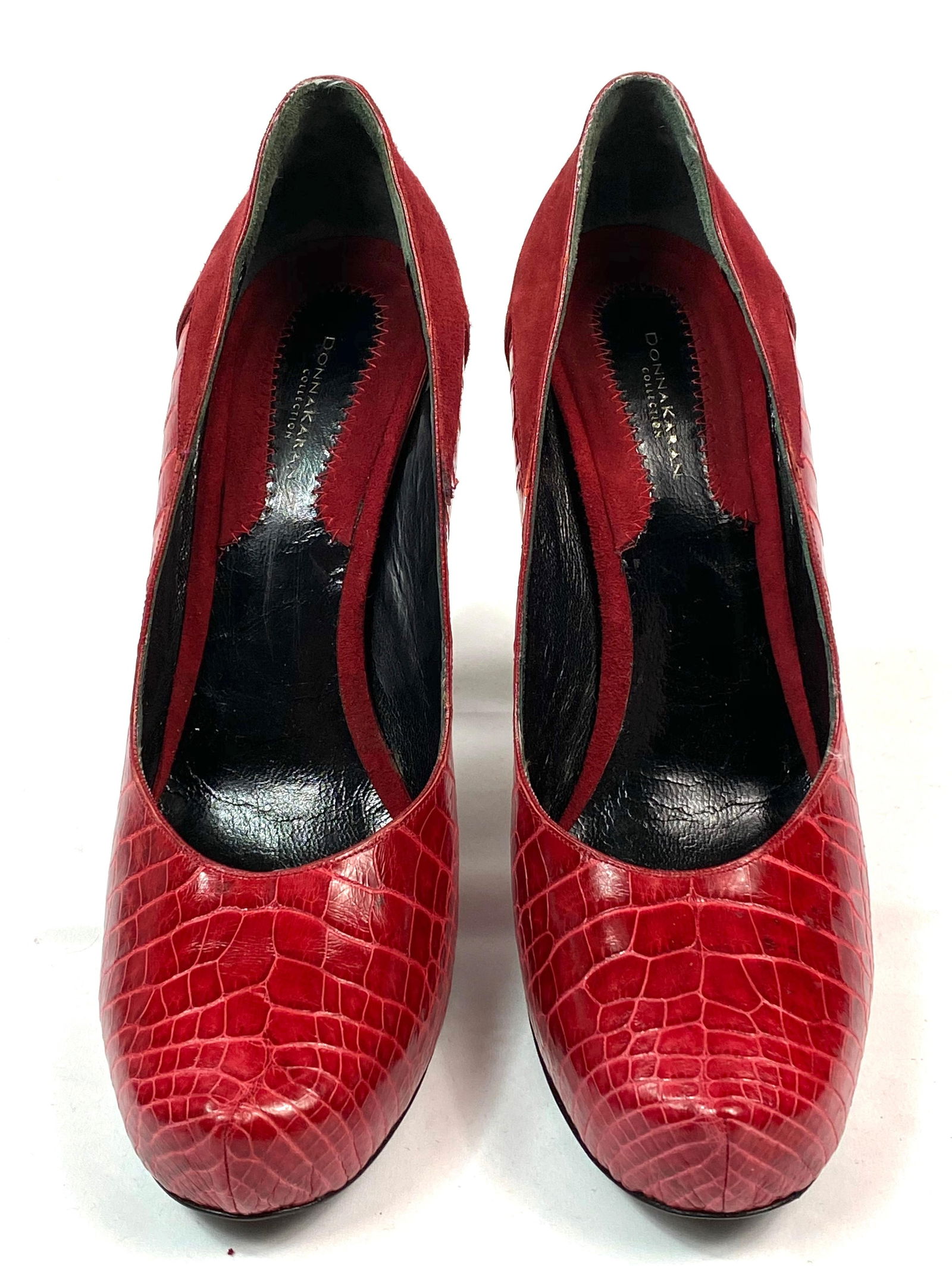 Donna Karan Collections Red Crocodile and Suede Pump Heels Shies Size 38 - 14