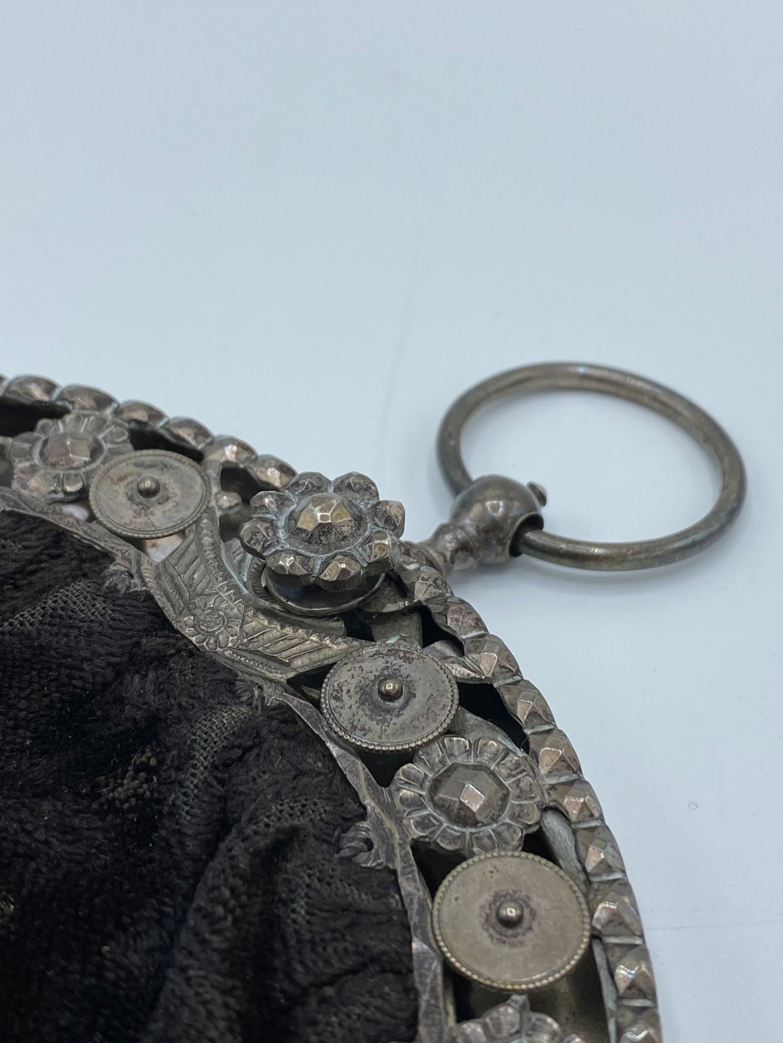 Victorian English Sterling Silver and Brown Velvet Evening Purse - 14