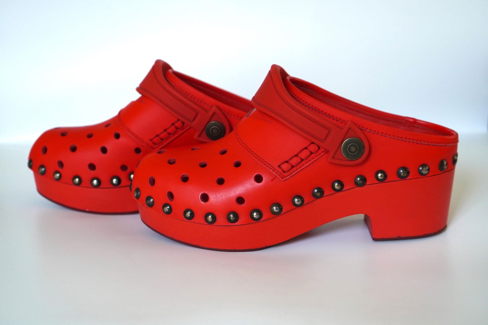 Maison Margiela Red Leather Platform Croc Clogs 39 - 10