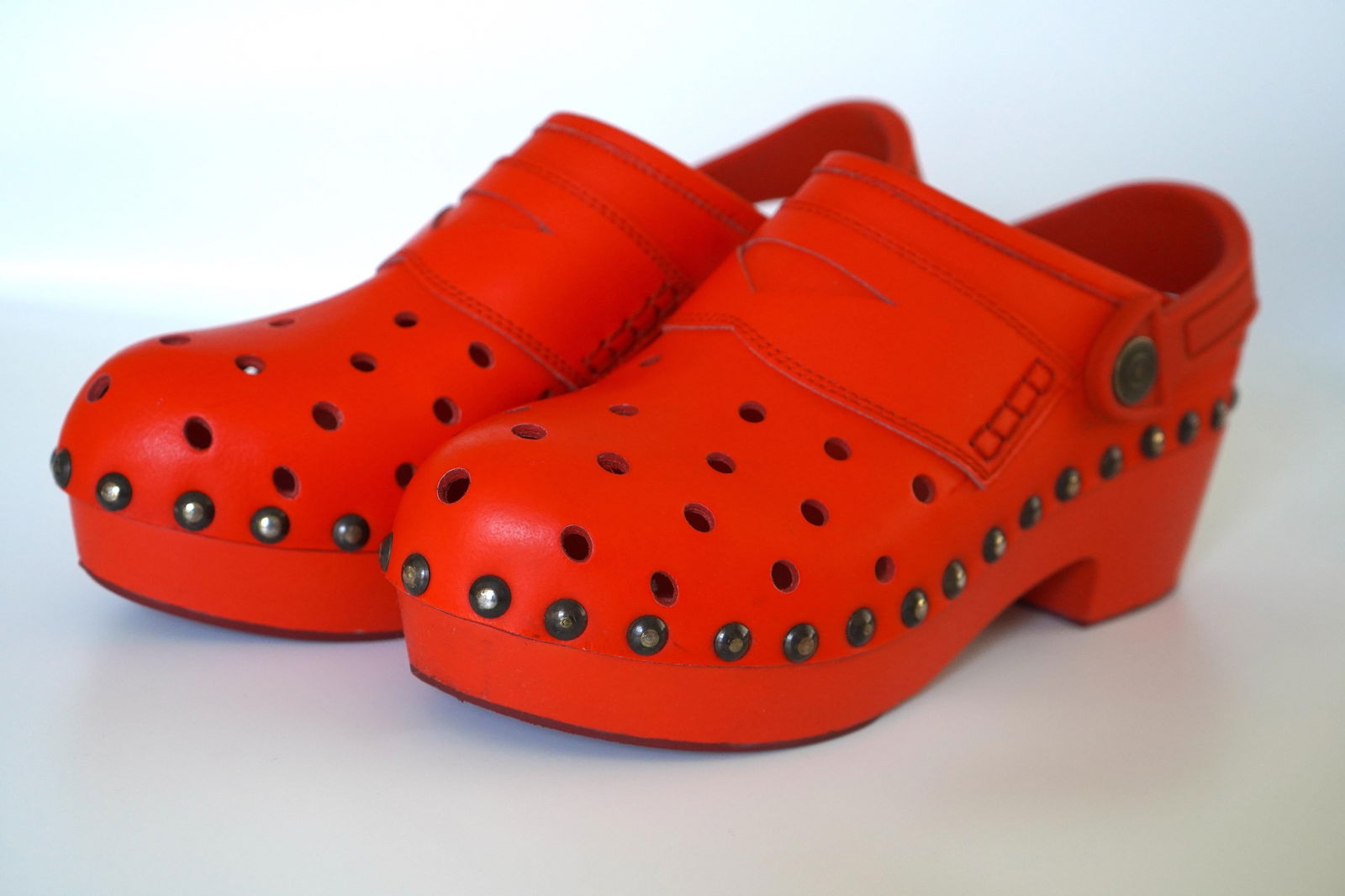 Maison Margiela Red Leather Platform Croc Clogs 39 - 18