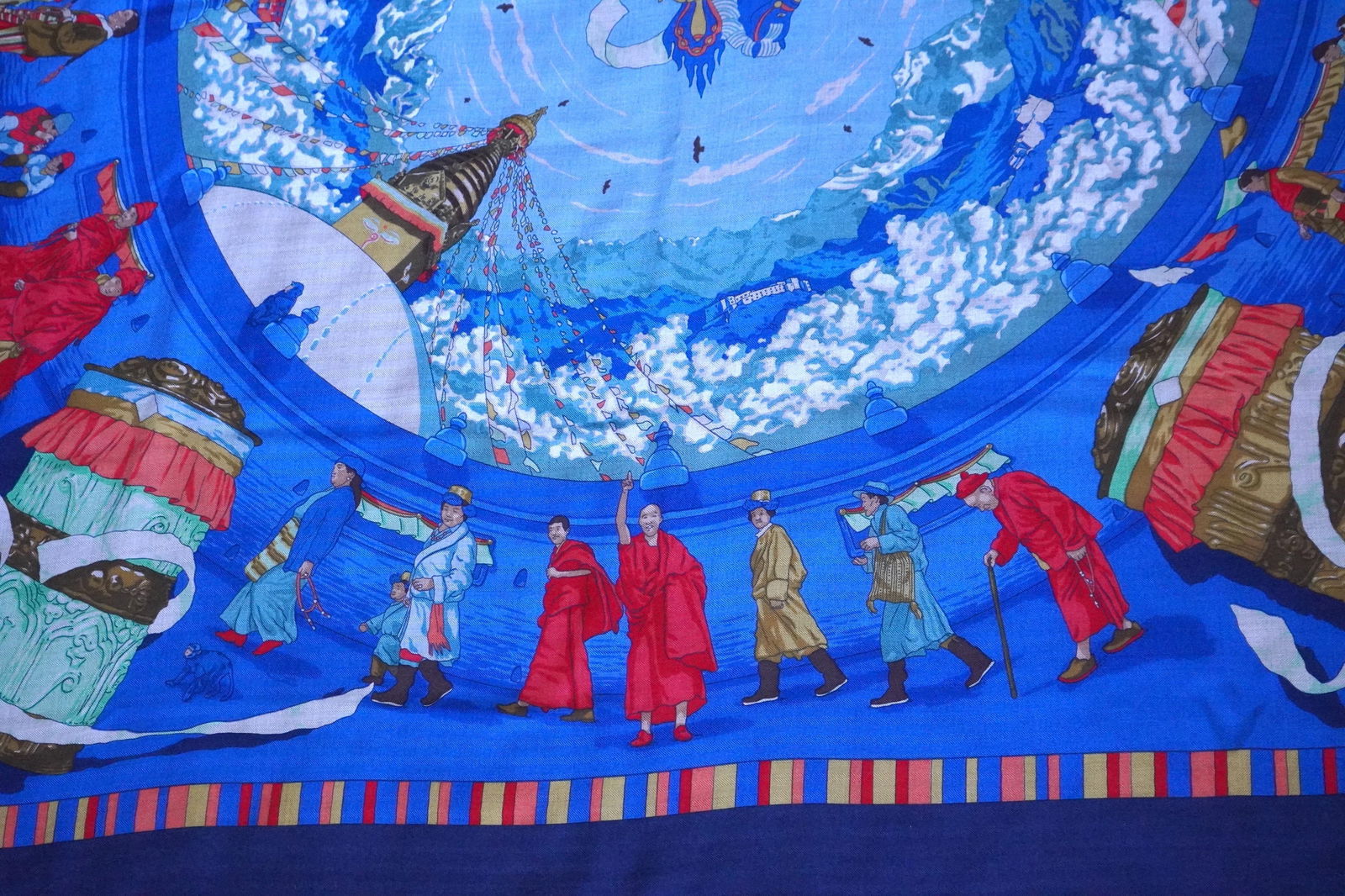 Vintage Hermès Prières Au Vent Cashmere Blue Silk Shawl - 3