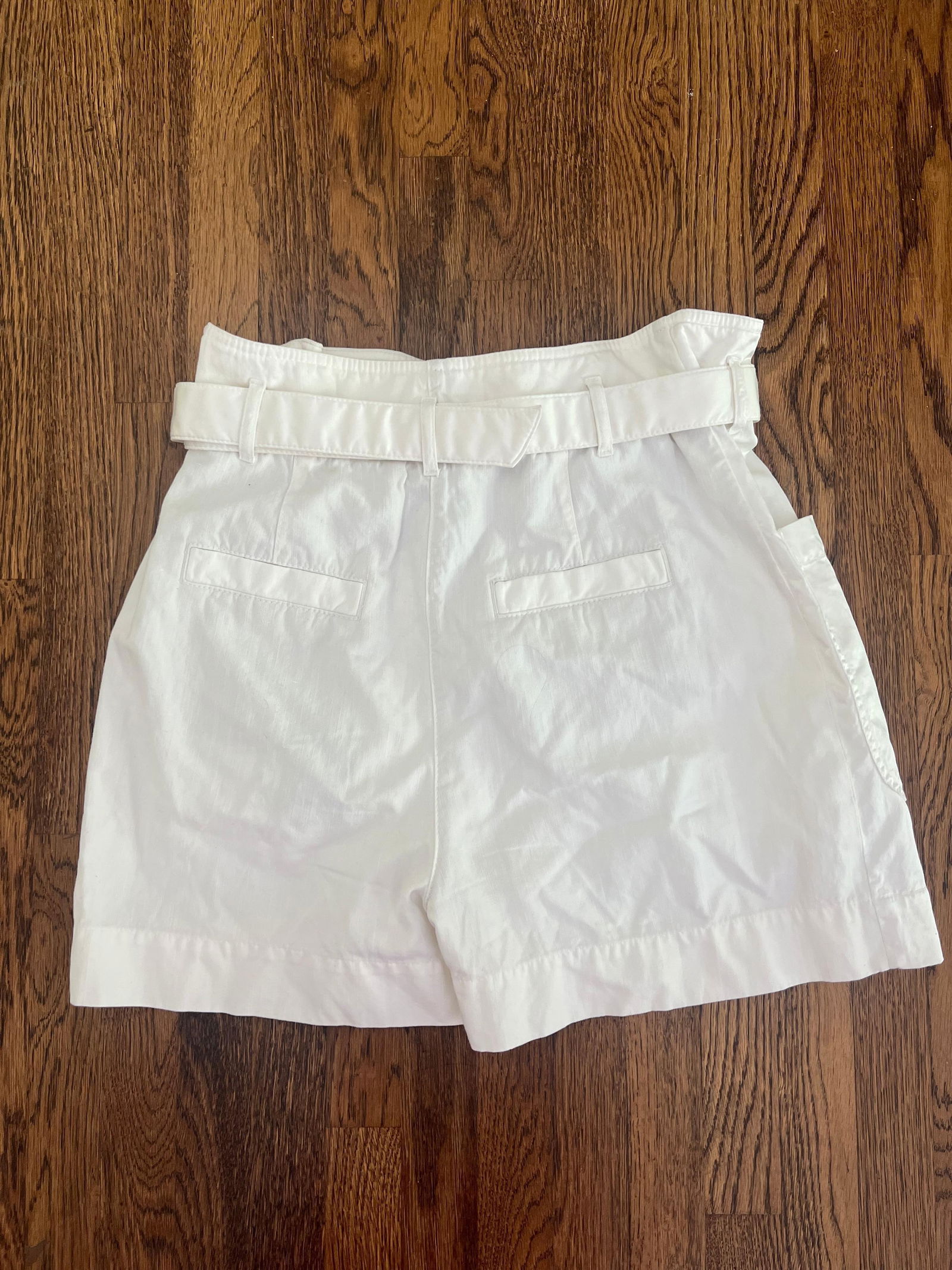 Brunello Cucinelli White Shorts, Size 42 - 16