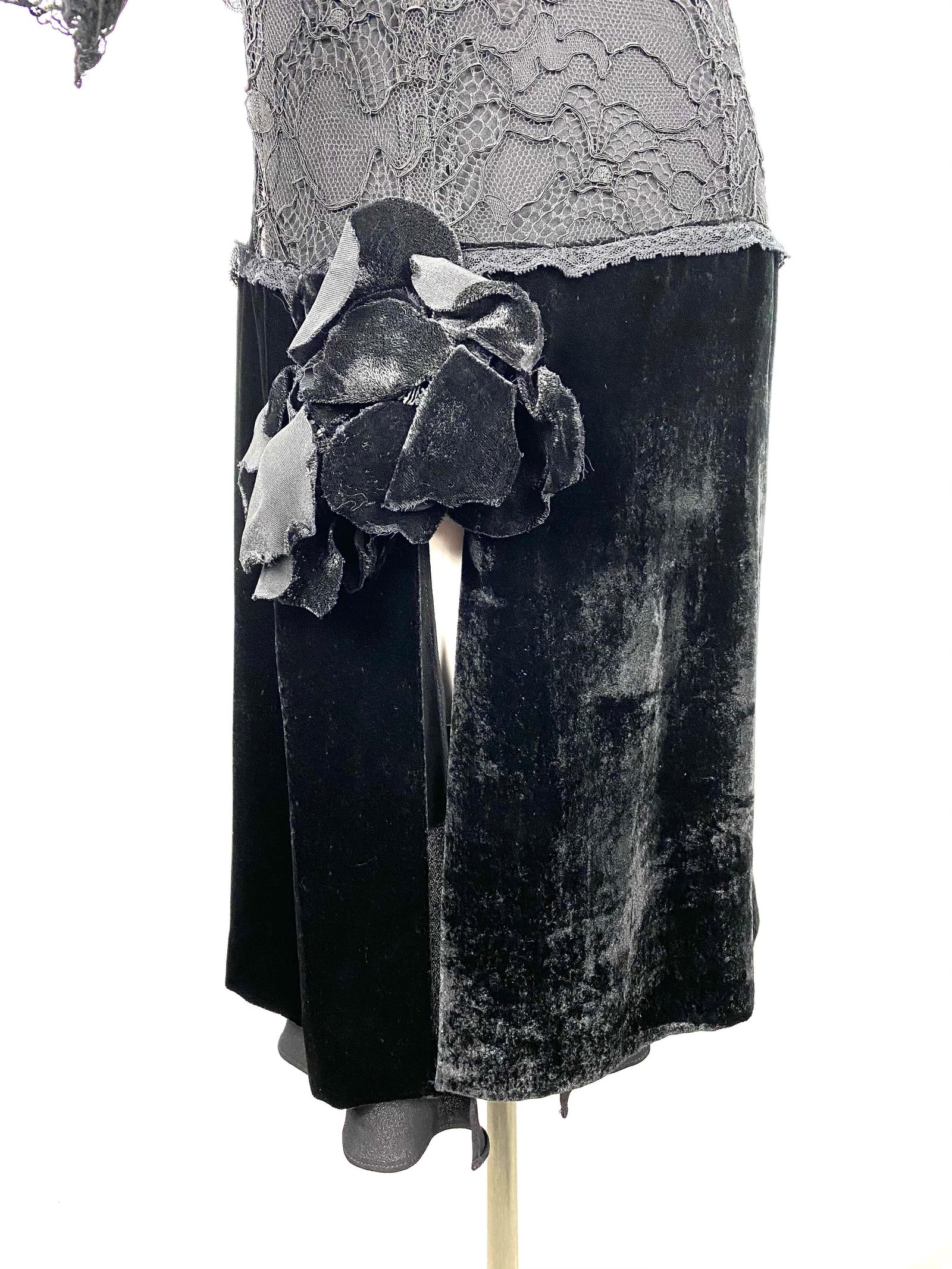 Vintage Sonia Rykiel Black Lace and Velvet Slip Dress with Jacket Set, Size 38 - 11