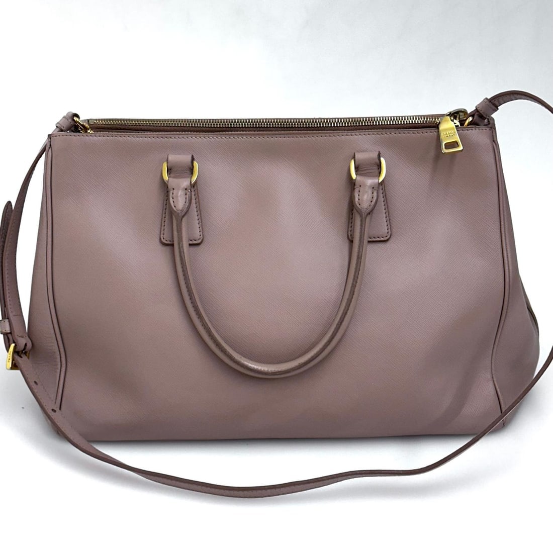 PRADA Galleria Large Bag in Saffiano Lux Powder - 4