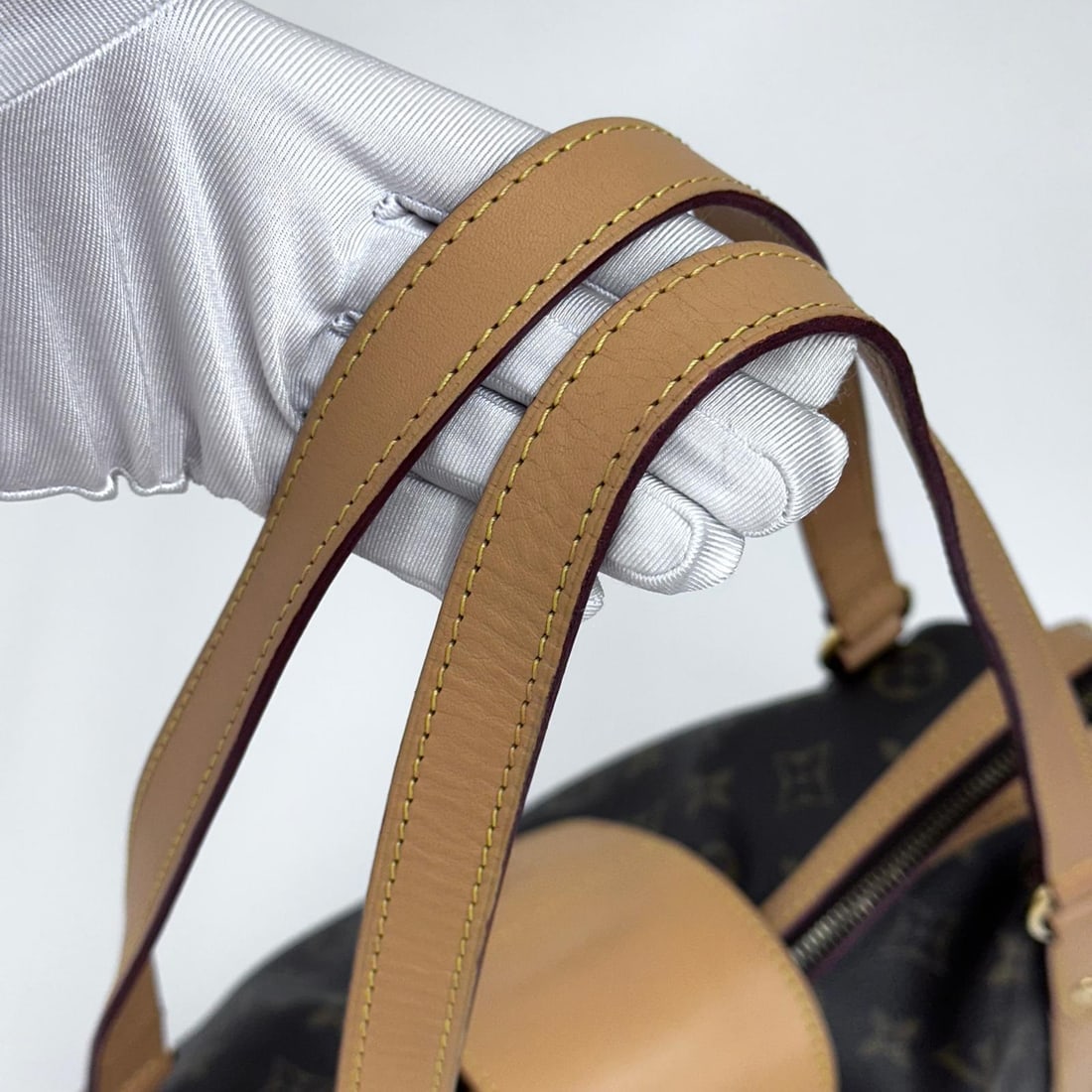 LOUIS VUITTON Stresa PM bag in Monogram canvas - 11