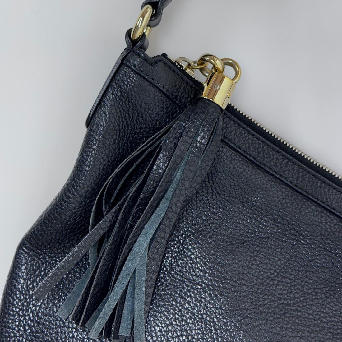 GUCCI Soho Disco Bag in Black Hammered Leather - 3