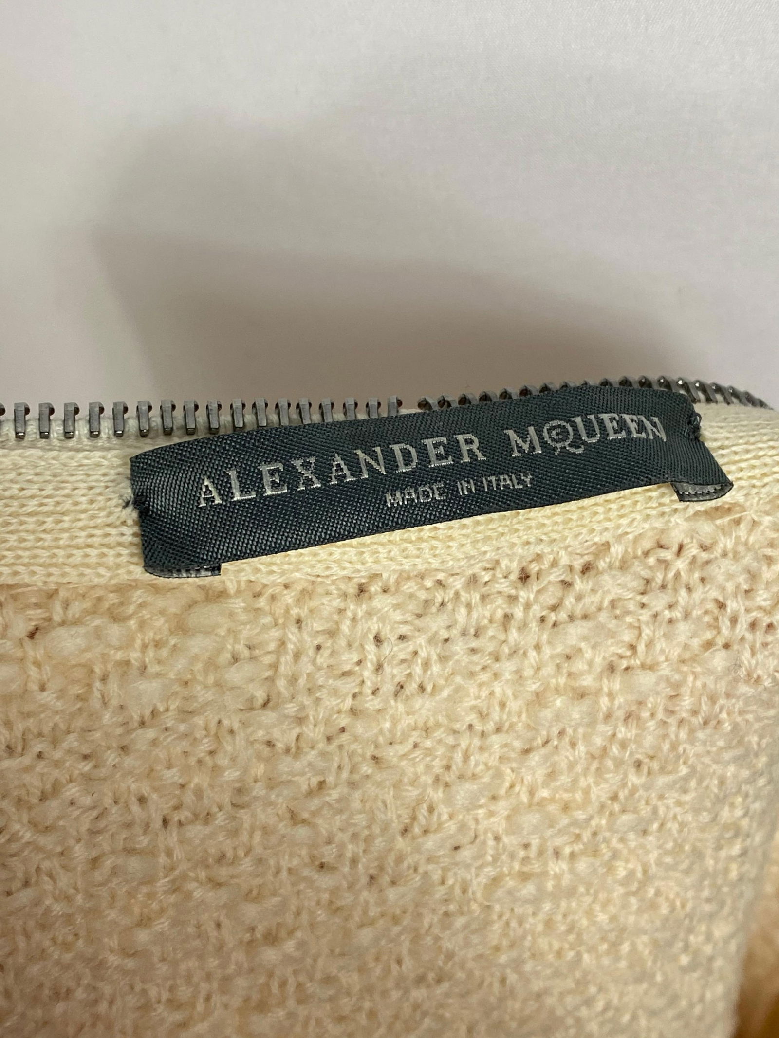 Alexander McQueen Ivory/ Cream Sweater Cardigan Top, Size Large - 6