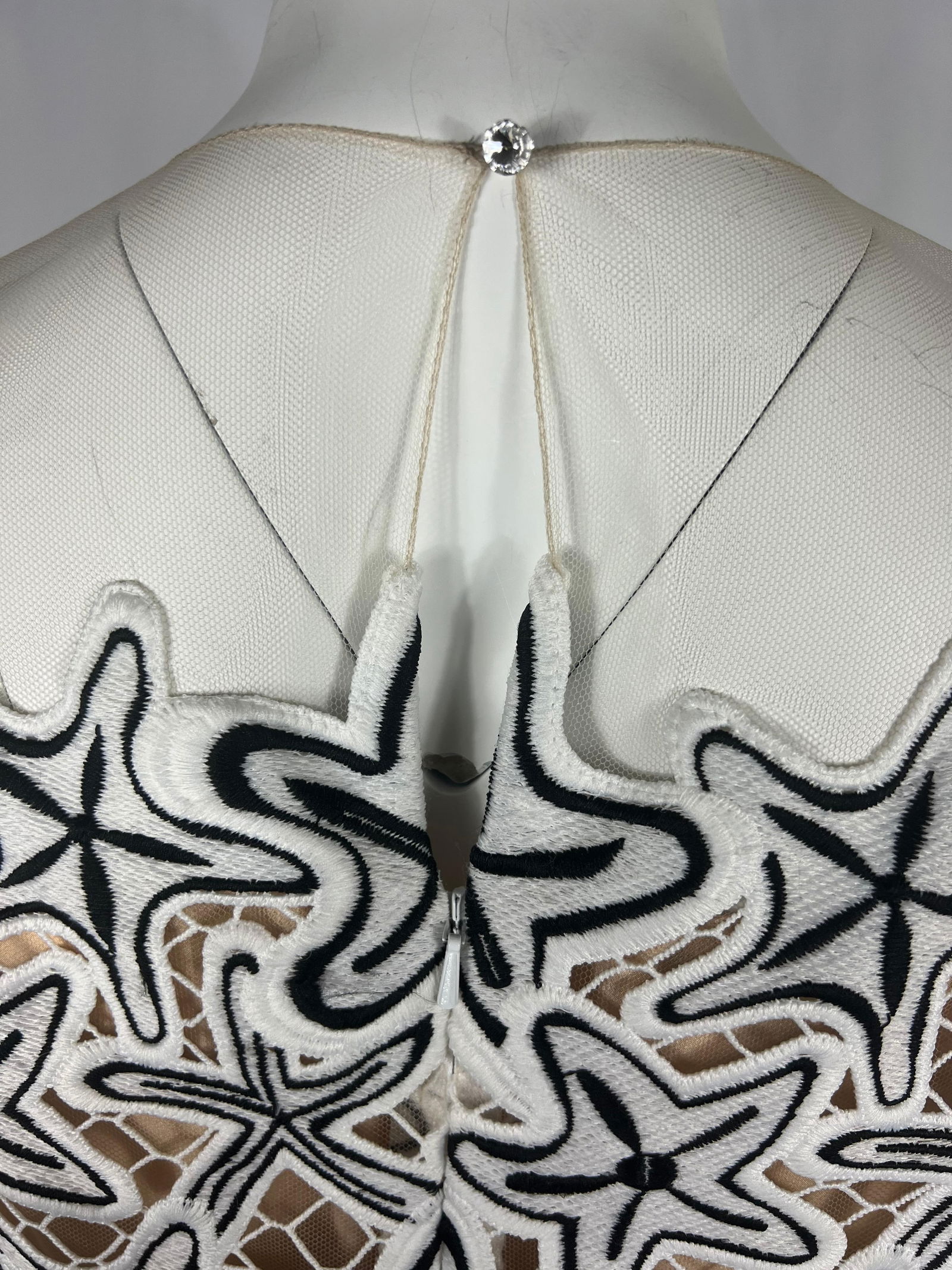 Oscar de la Renta Black and White Mini Dress, Size 6 - 4