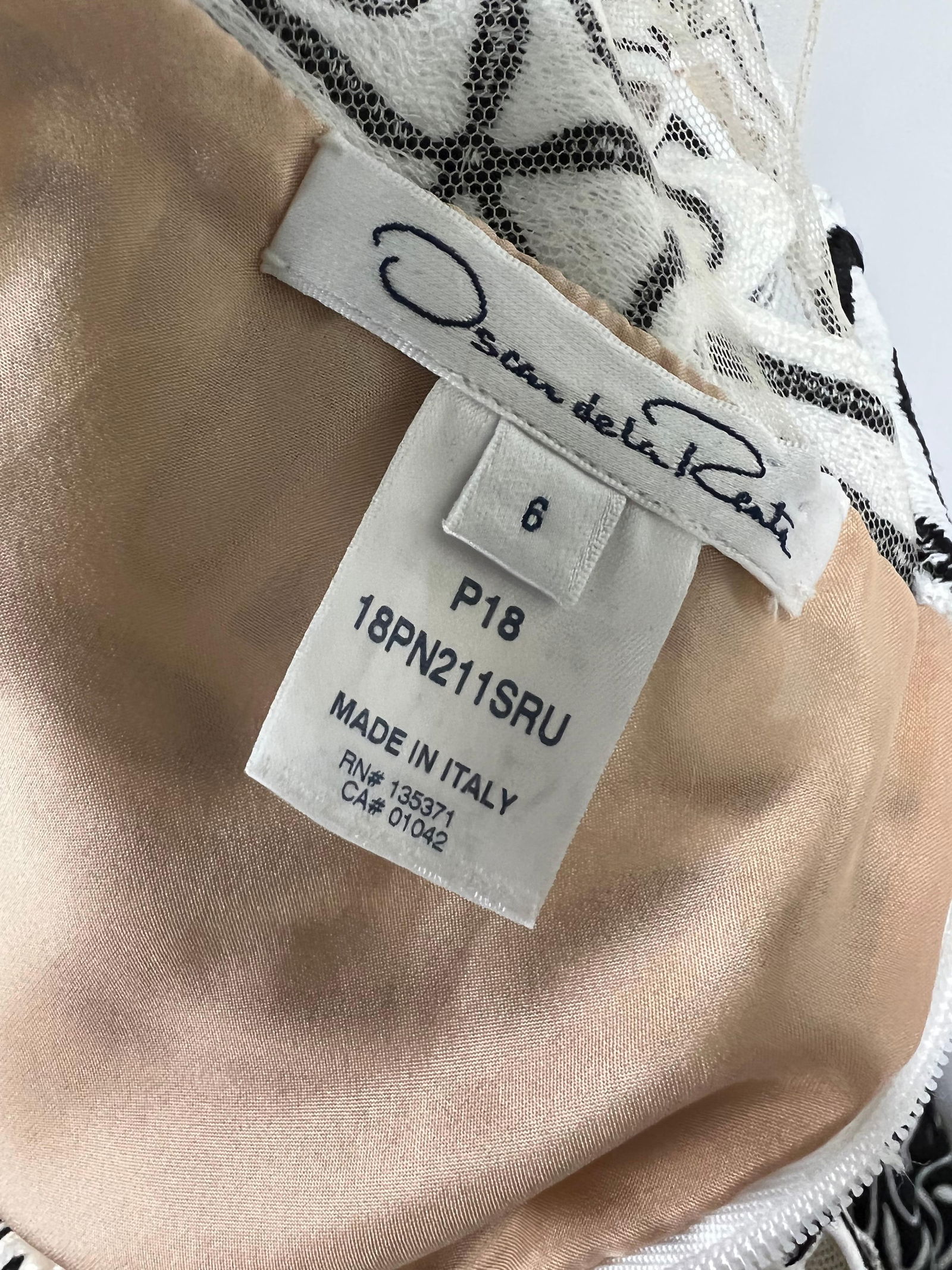 Oscar de la Renta Black and White Mini Dress, Size 6 - 6