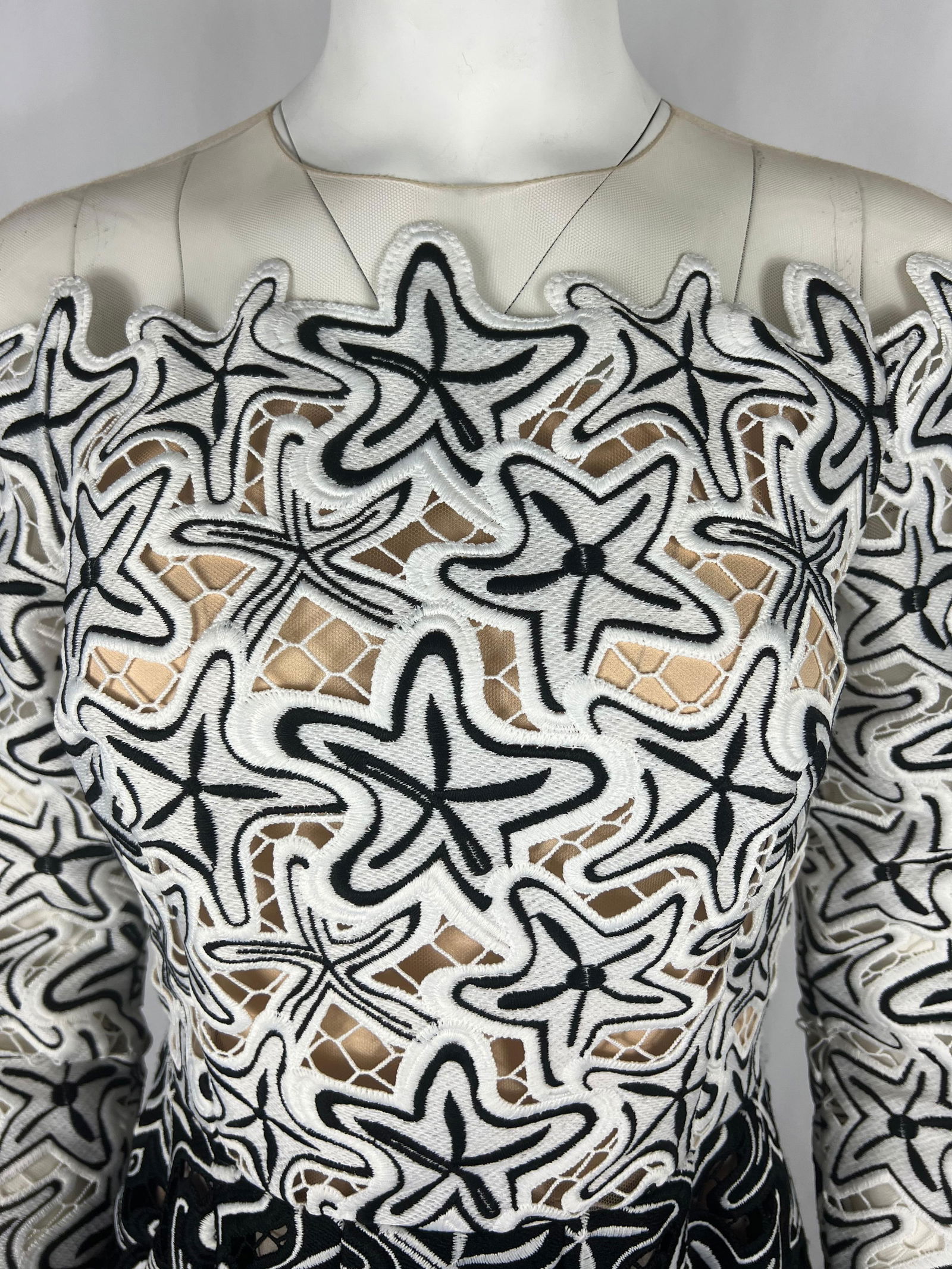 Oscar de la Renta Black and White Mini Dress, Size 6 - 8