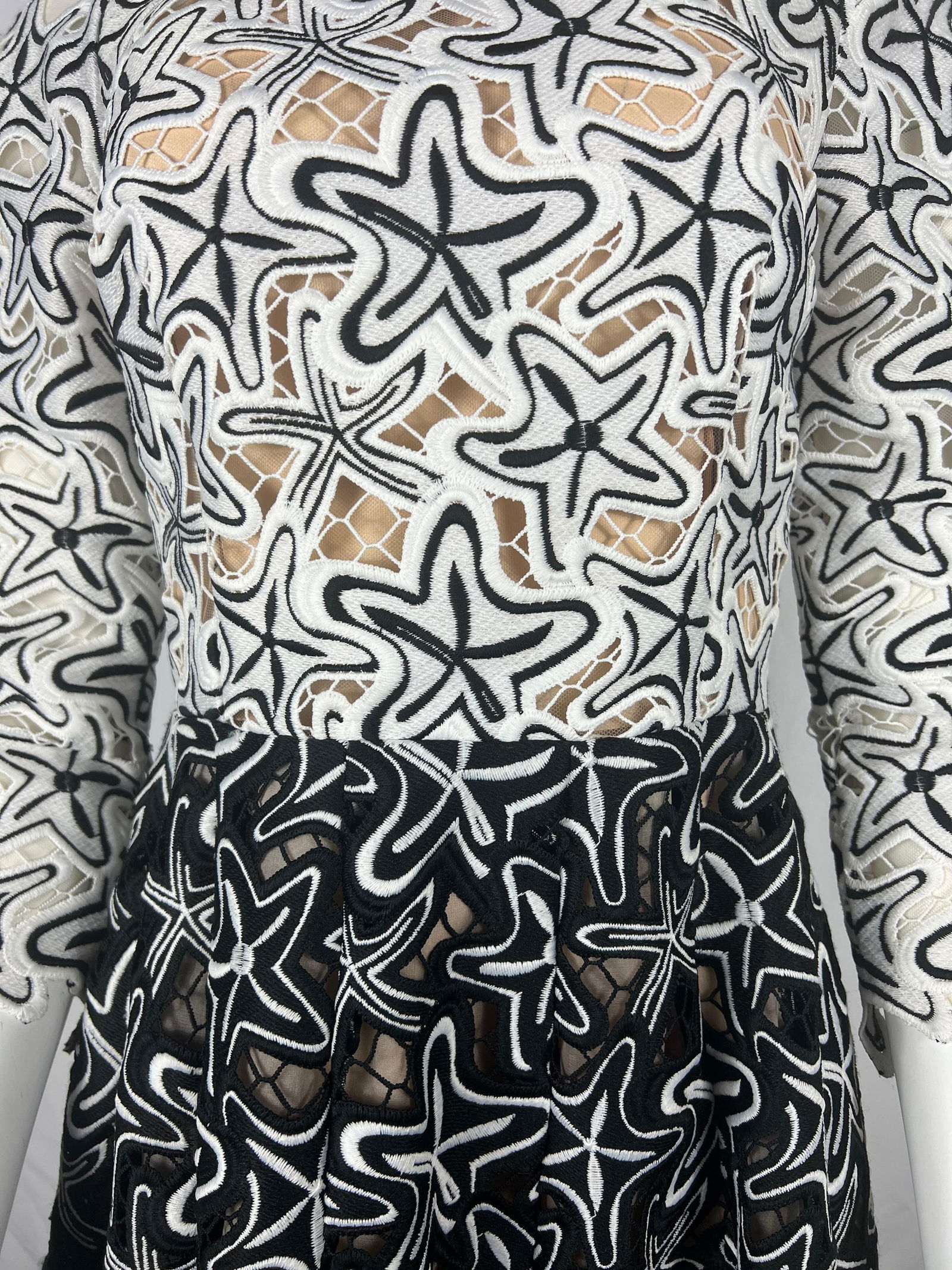 Oscar de la Renta Black and White Mini Dress, Size 6 - 9