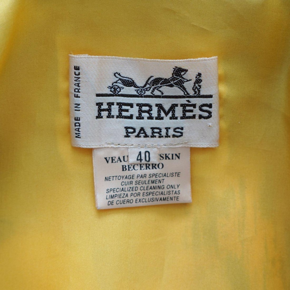 Hermès Black Suede Yellow Silk Concerto Violinist Zip Vest 40 - 16