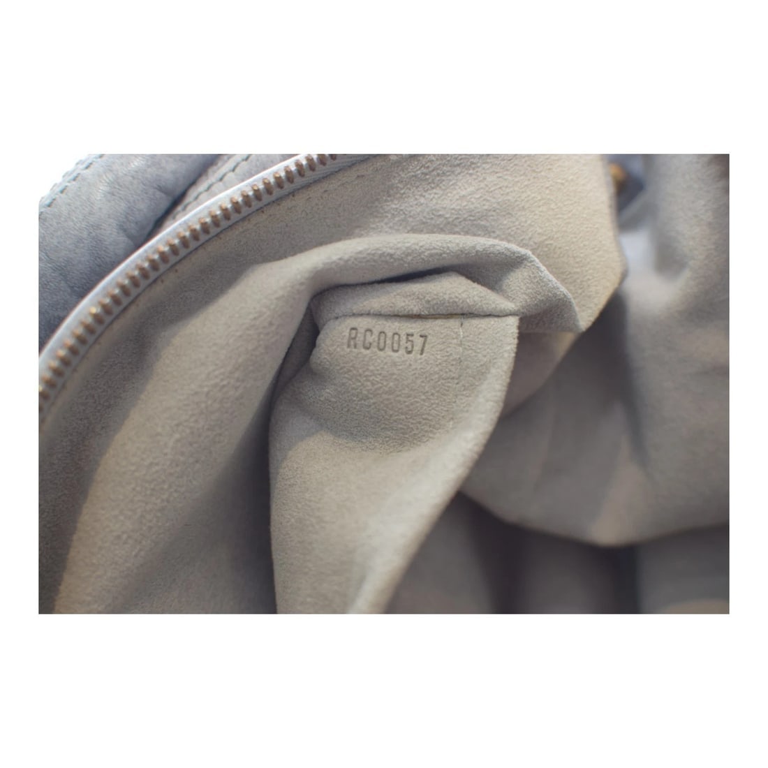 Louis Vuitton Monogram Olympe Nimbus M95474 Gray Leather Shoulder Bag Handbag - 19