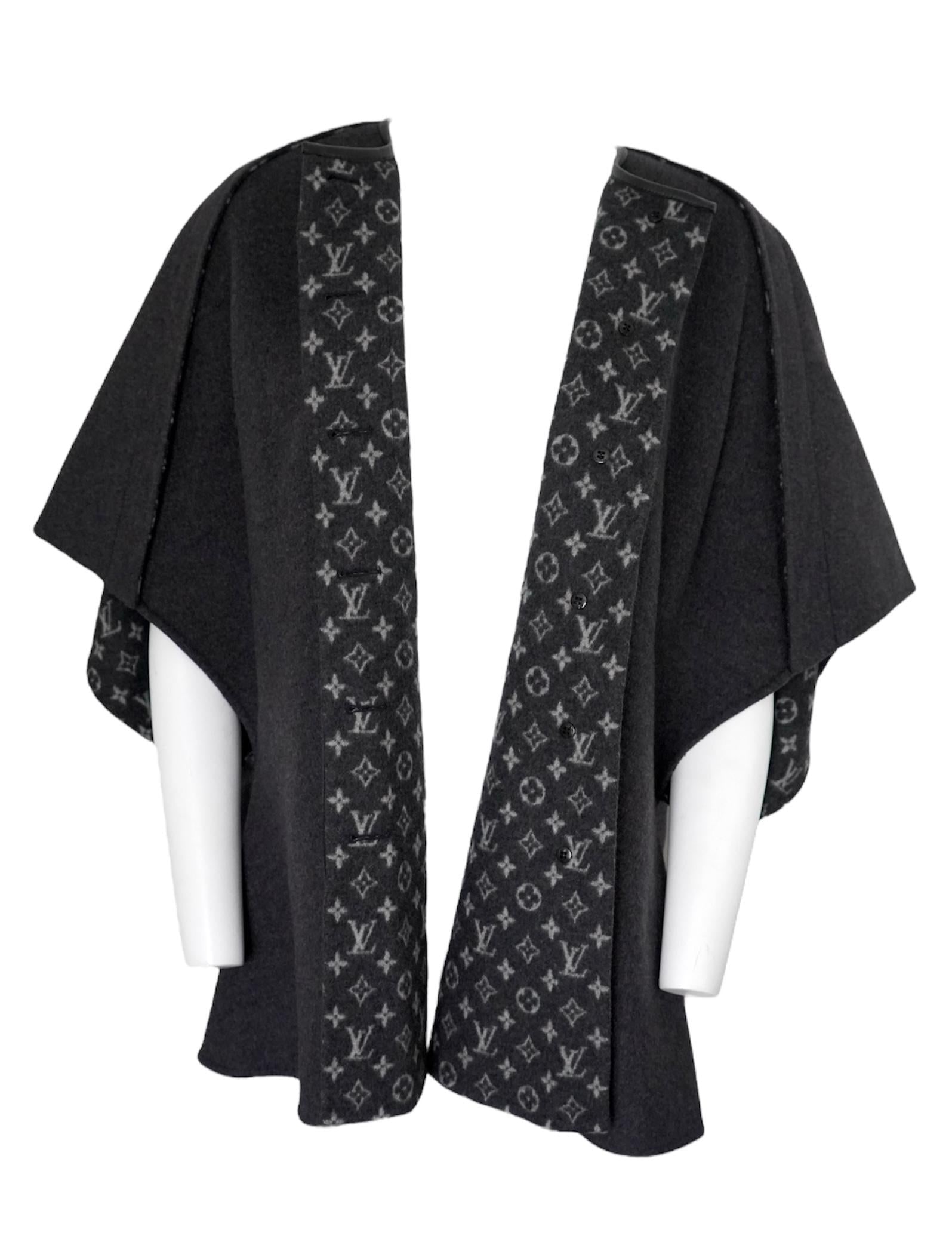 Louis Vuitton Monogram Grey Buttoned Wool Cape Coat - 11