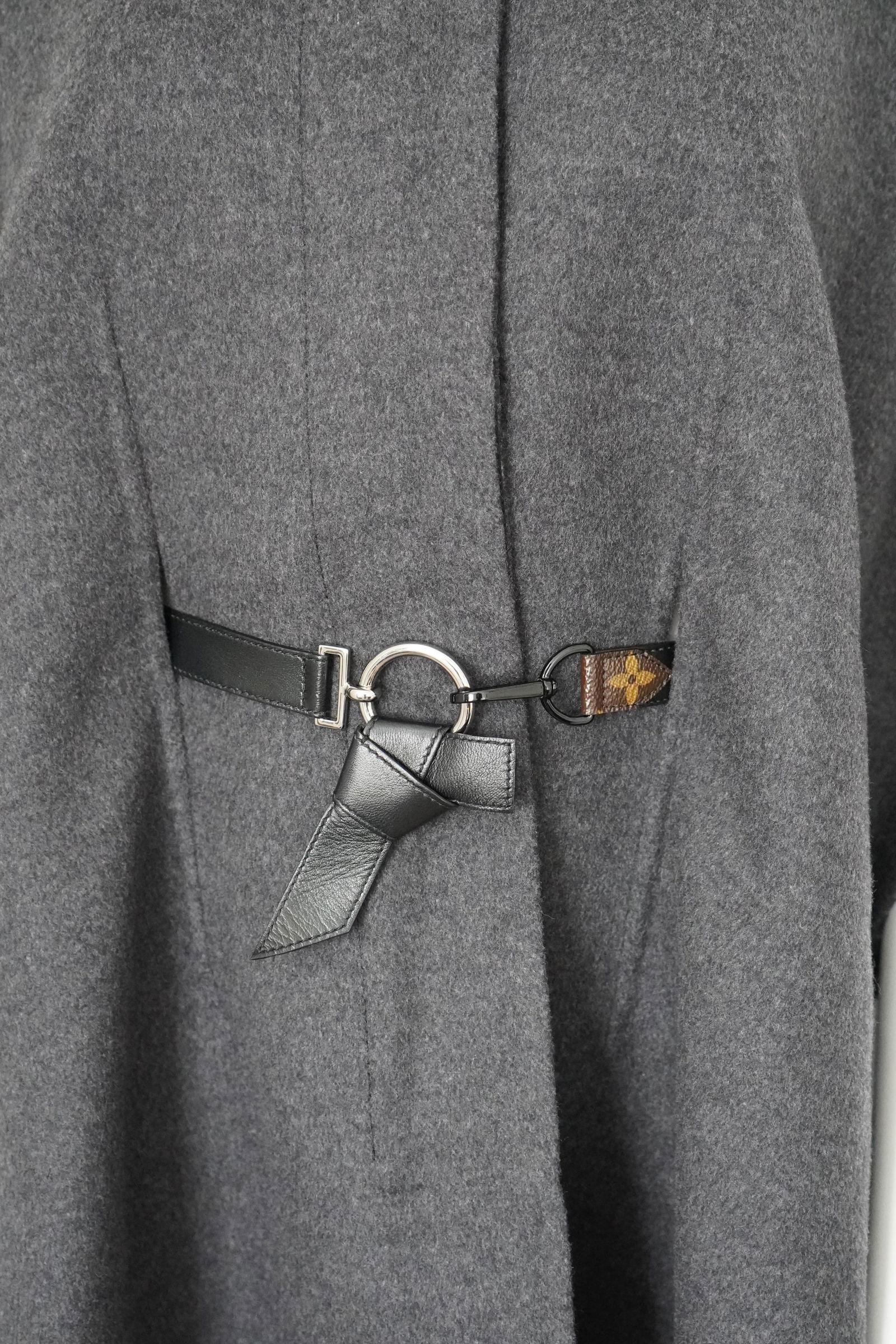 Louis Vuitton Monogram Grey Buttoned Wool Cape Coat - 12