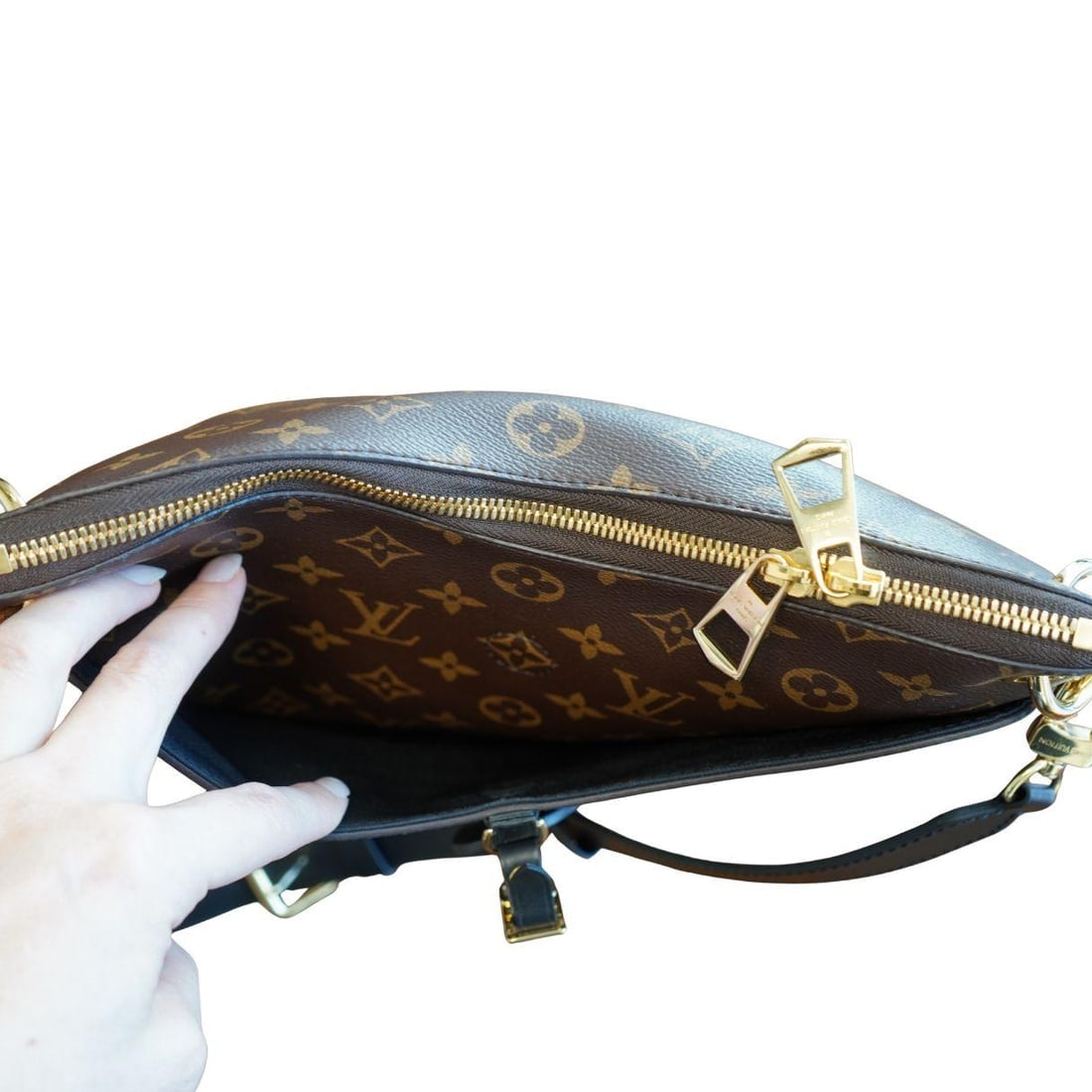 Louis Vuitton Monogram Odeon Crossbody Bag - 16