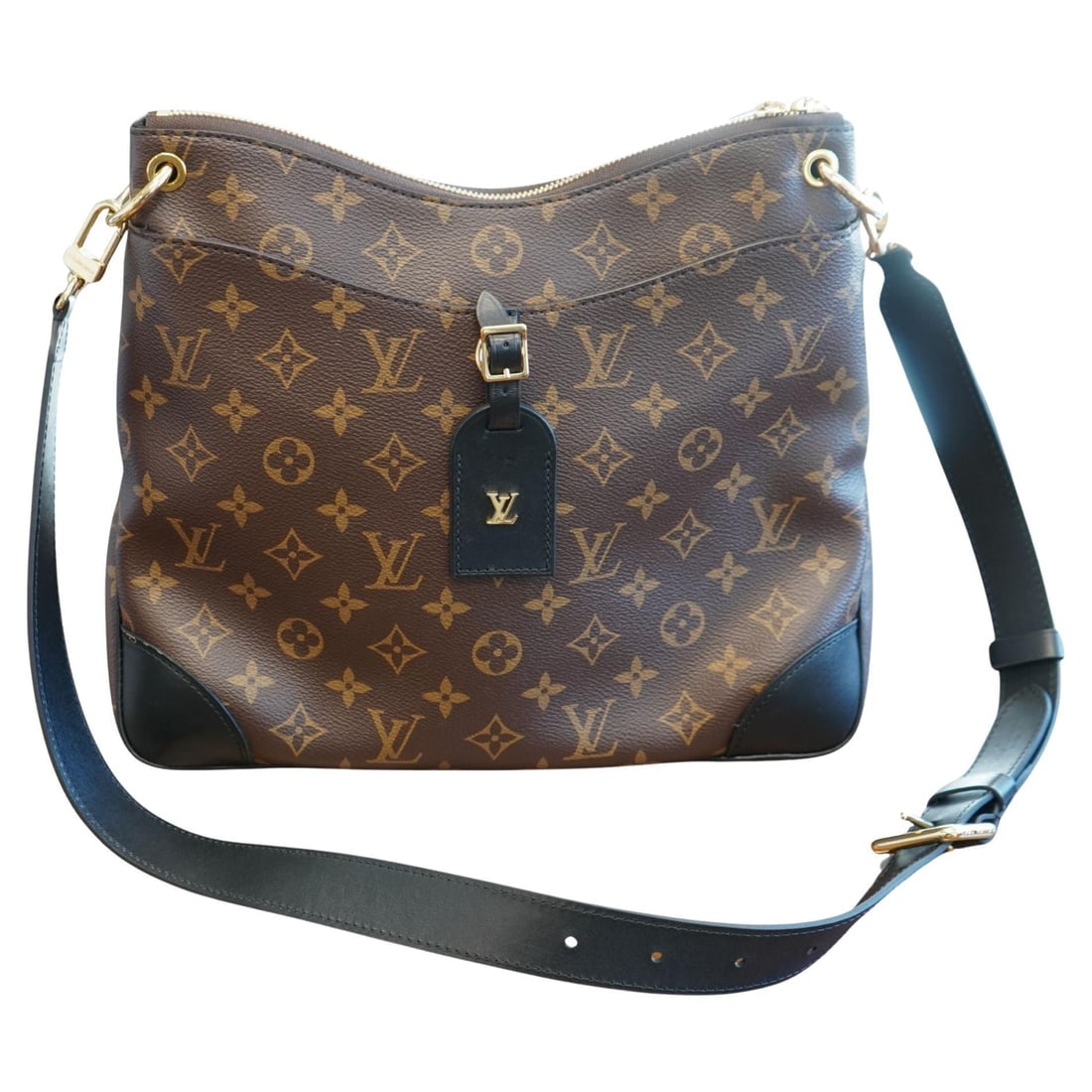 Louis Vuitton Monogram Odeon Crossbody Bag: Louis Vuitton Monogram Odeon Crossbody Bag Brand new monogram canvas body with leather trim adjustable and detachable flat leather strap top zip closure exterior front slip pocket interior slip