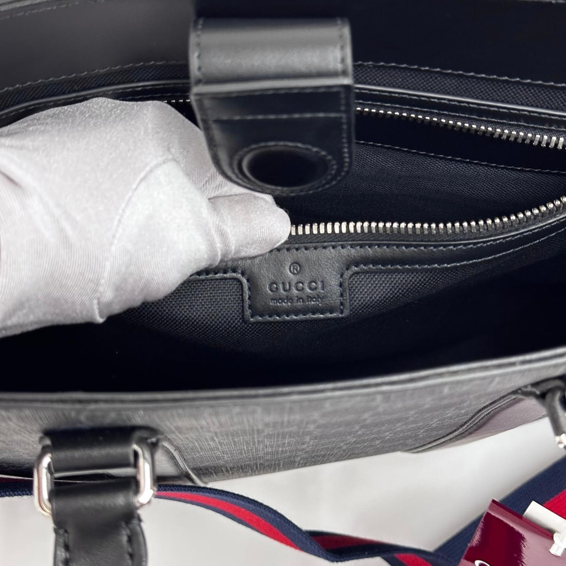 GUCCI Black GG Supreme Canvas Business Bag - 13