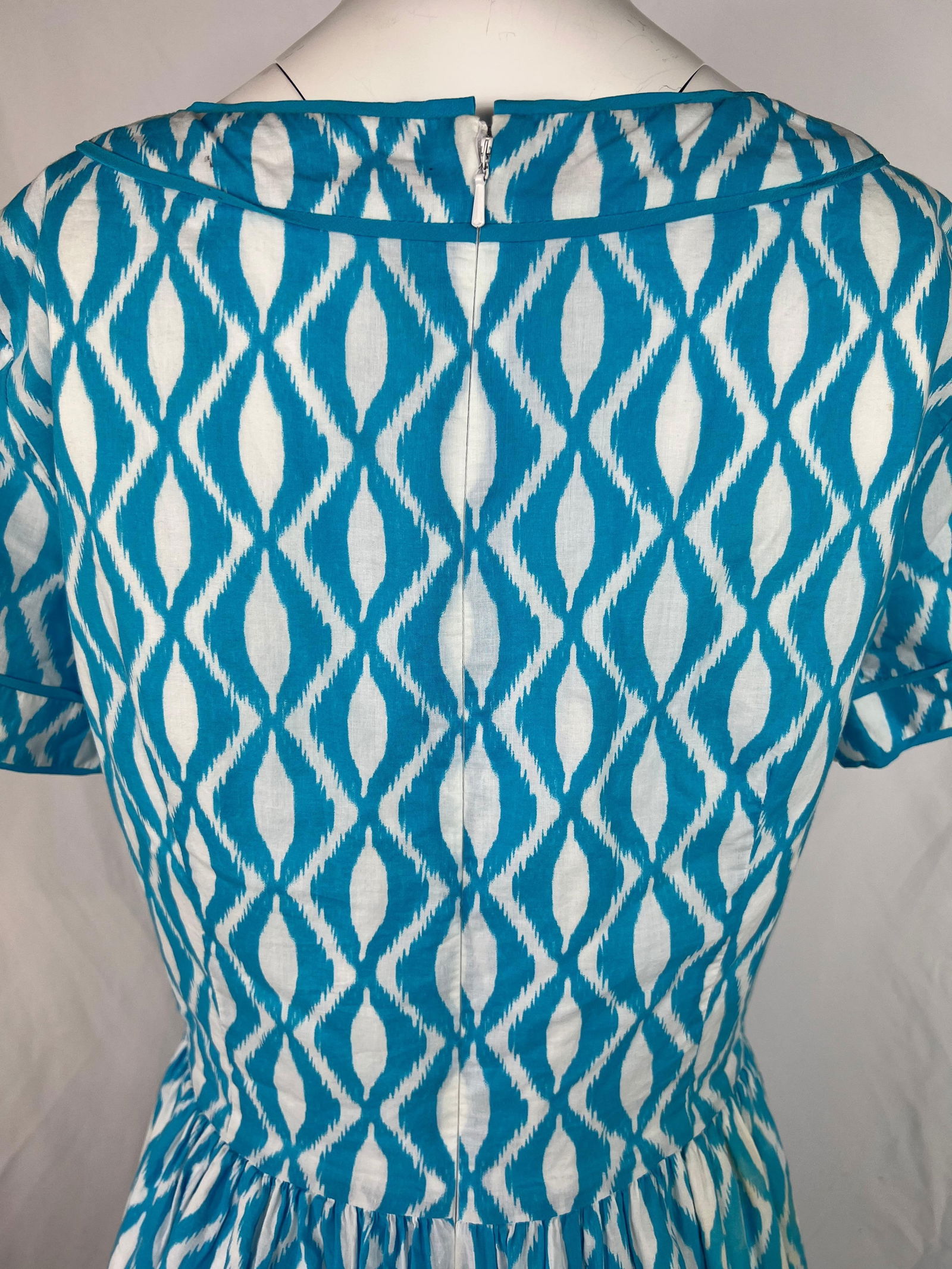 Oscar de la Renta Blue and White Dress, Size 10 - 17