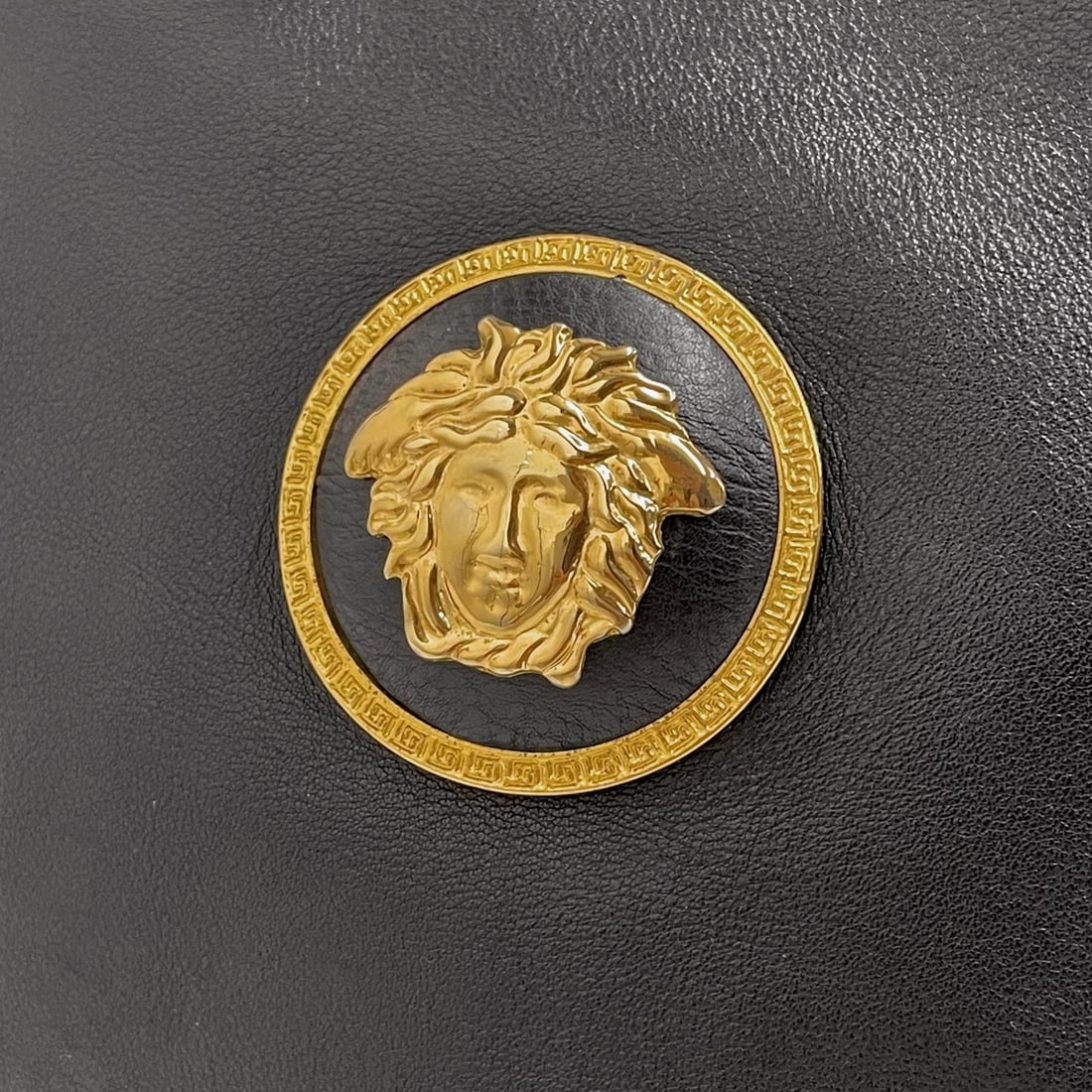 GIANNI VERSACE Couture Medusa Maxi Vintage Bag in Black Leather - 9