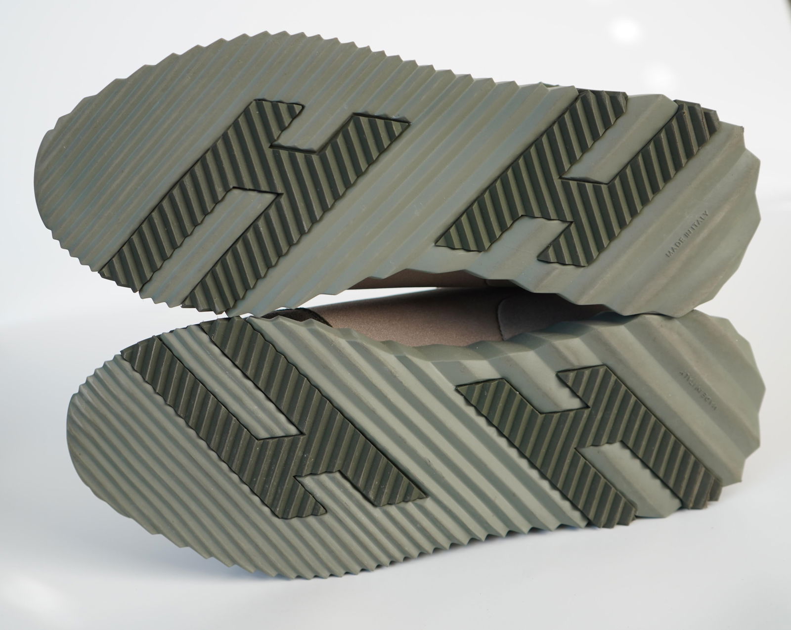 Hermes Green Bouncing Low-top Sneakers - 15