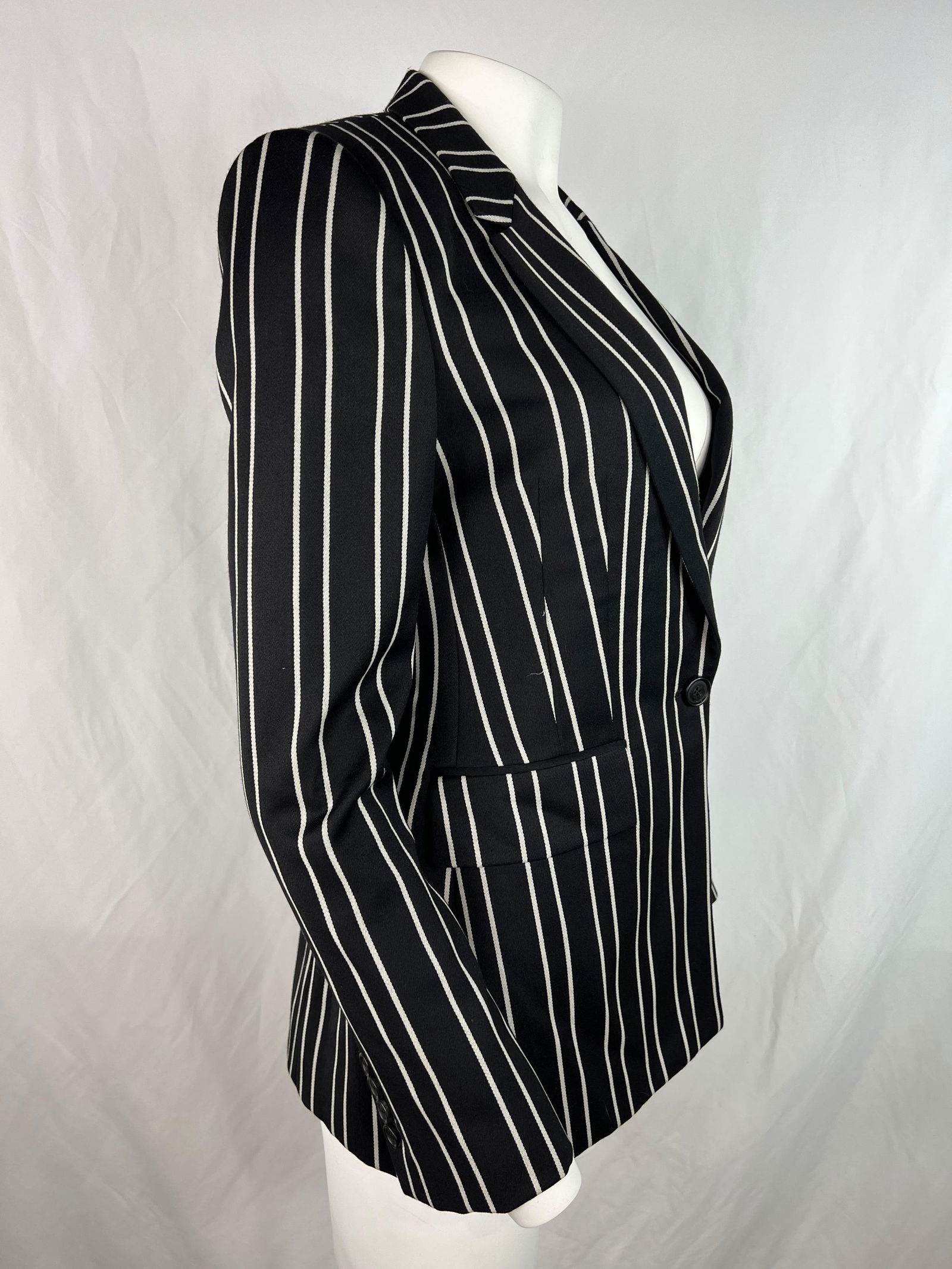 Givenchy Black and White Blazer Jacket, Size 40 - 20