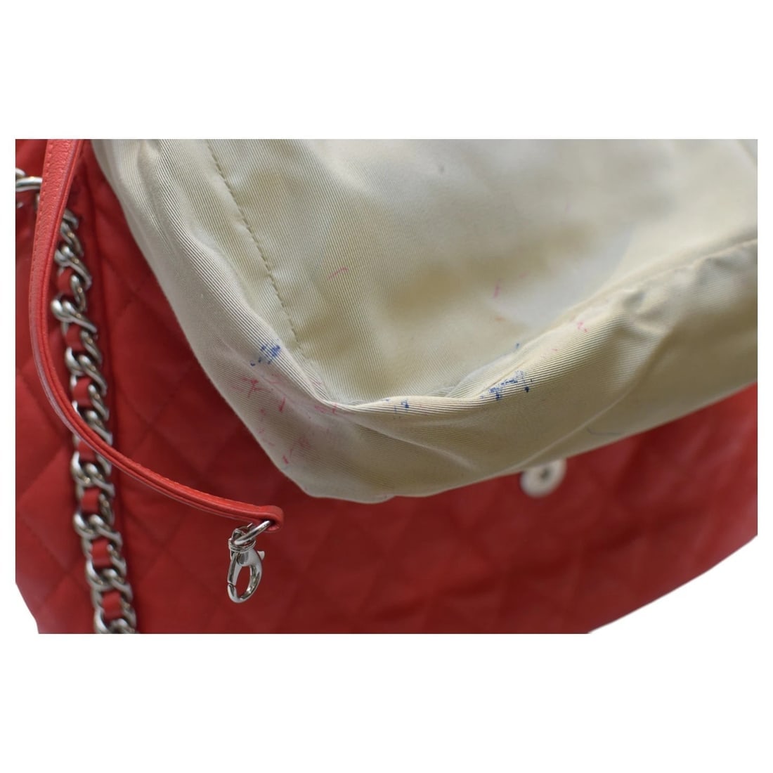 Chanel Red Calf Leather Chain Around Maxi Flap Bag - 19