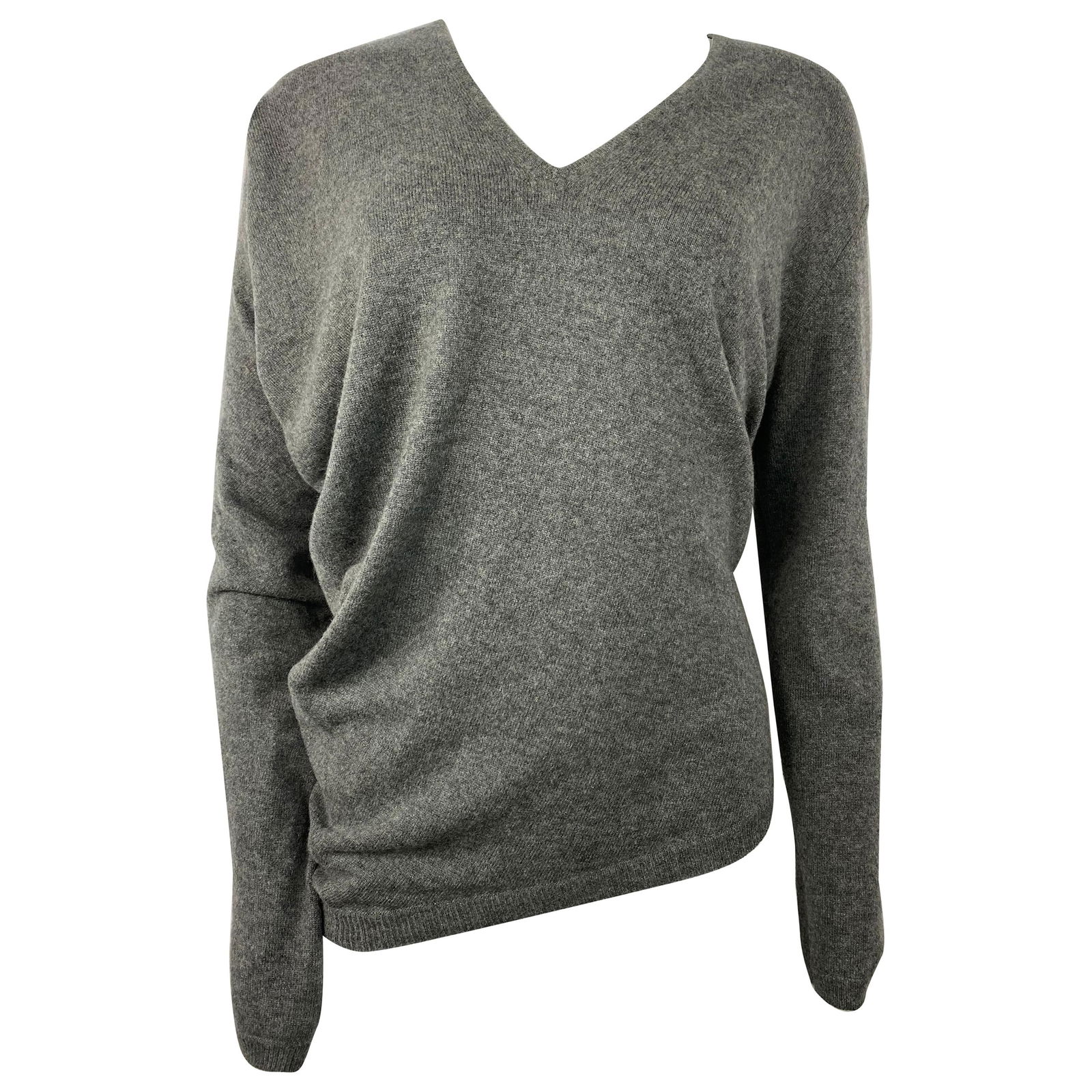 Barbara Bui Grey Cashmere Long Sleeves Pullover Sweater Size S: Product details: Size Small. Featuring grey cashmere, long sleeves, v neck, asymmetrical design. Reserve: $552.00 Shipping: Domestic: Flat-rate of $85.99 to anywhere within the contiguous U.