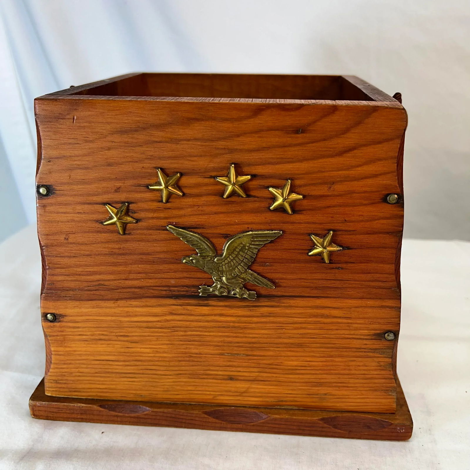 Mid Century Handmade Folk Art Pine Box With Handle Eagle Under Stars Design - 3