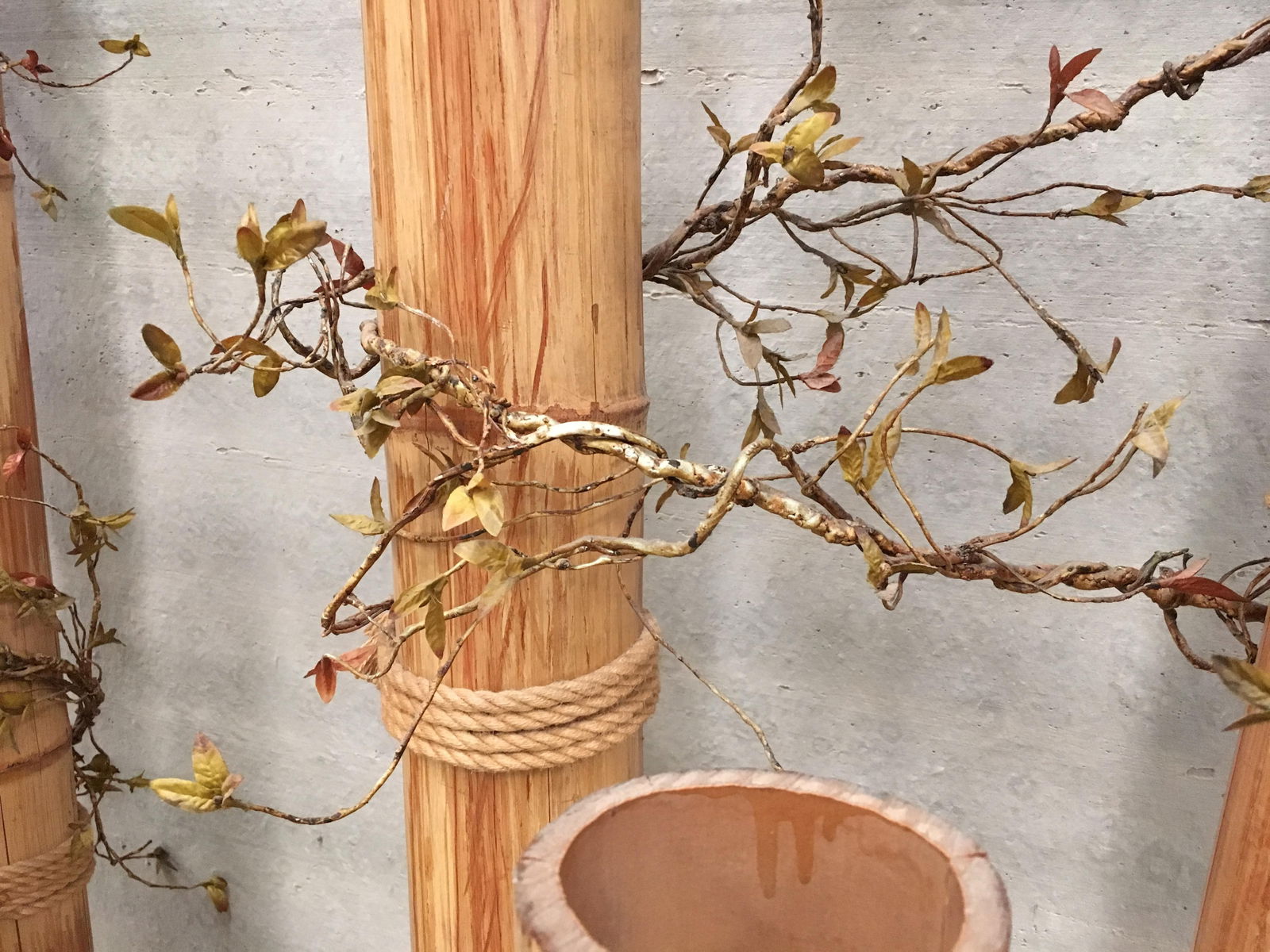 Pair of 20th Century Asian Decorated Columns With Vines, Leaves - 3