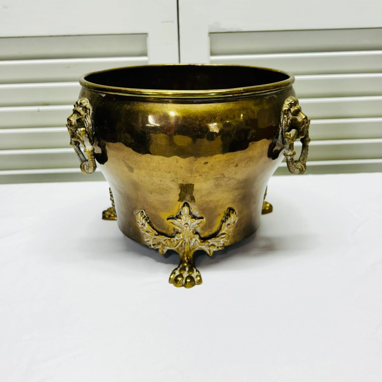 Rare Late 19th Century Imperial Russian Hand Hammered Brass Cachepot With Lion Head Mounts. - 2
