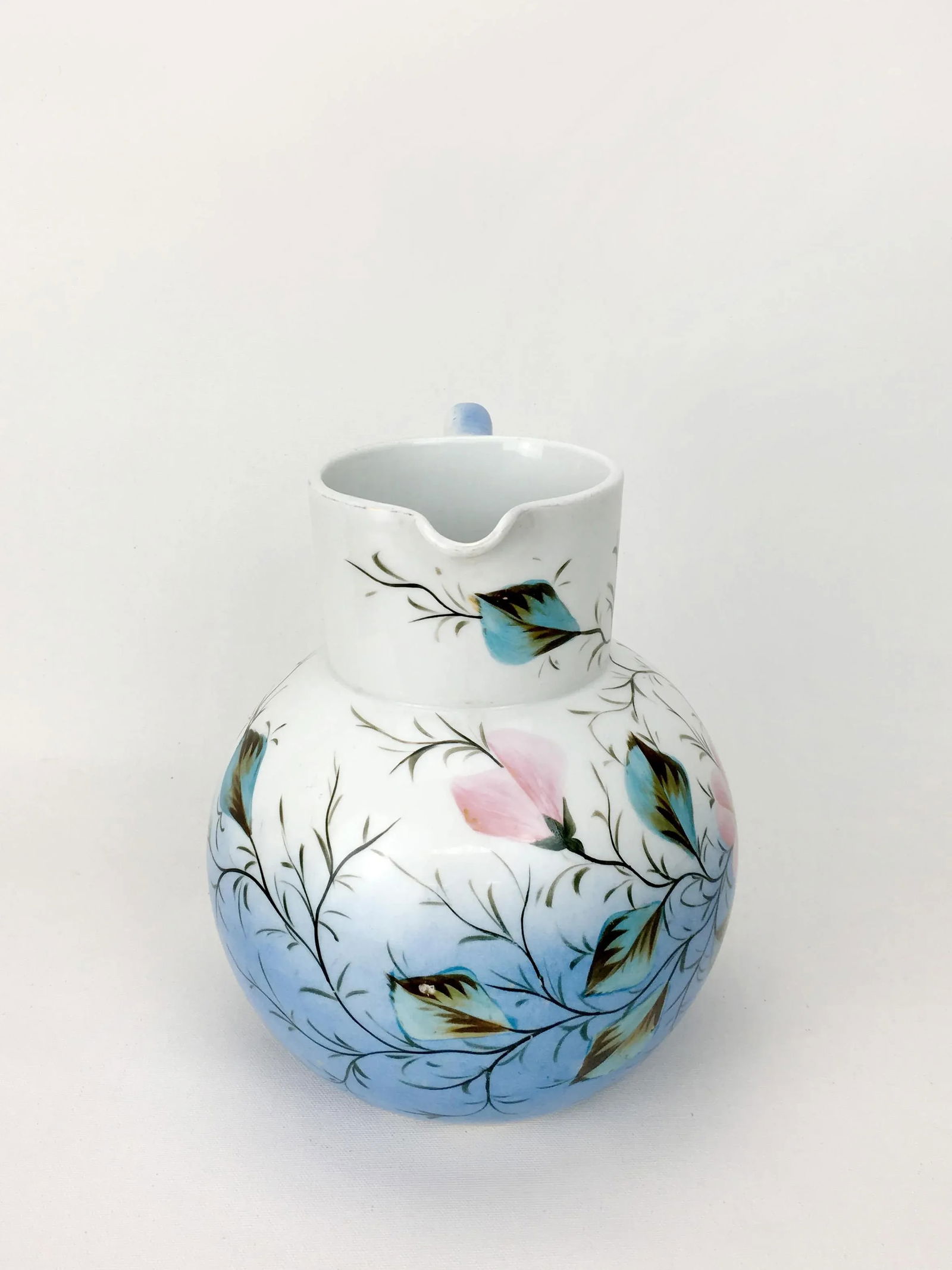 20th Century Traditional Blue & White Floral Pitcher - 2