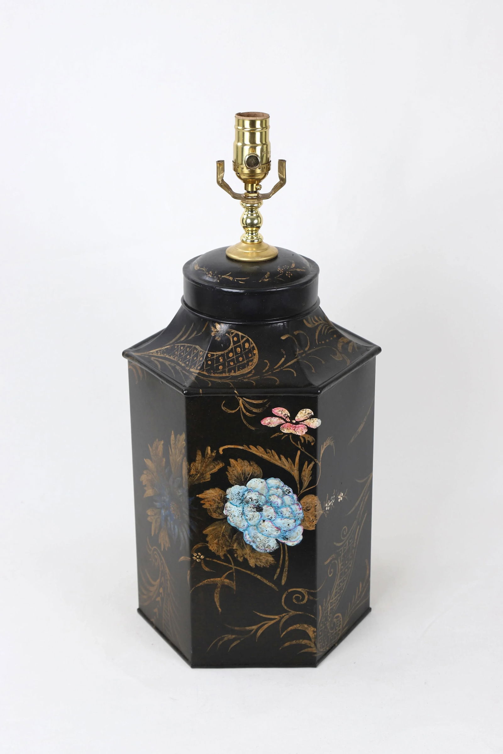 Vintage Famille Rose Hexagon Style Tea Caddy Lamp - 4