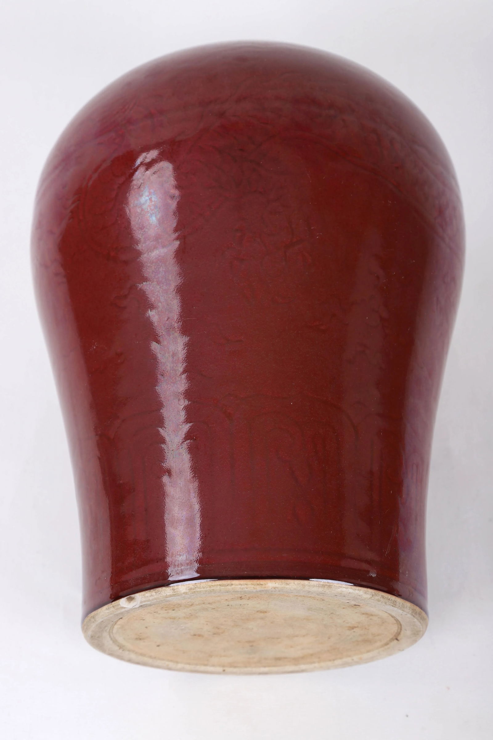 20th-Century Chinese Red-Glazed Vase - 11