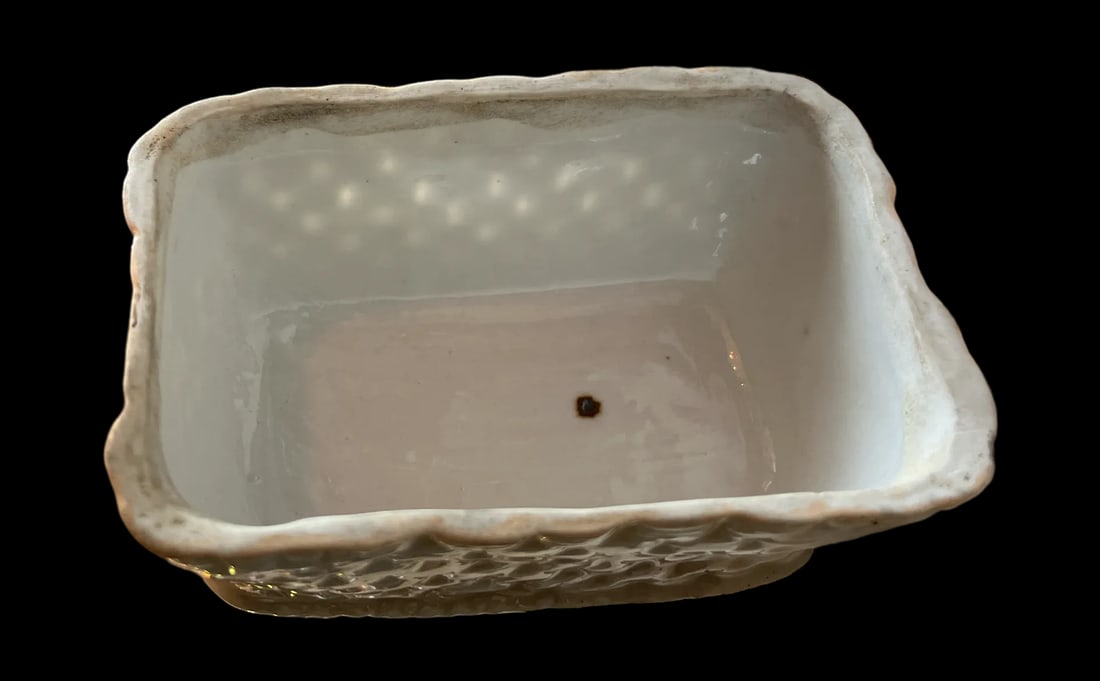 Antique 1880s Porcelain Fairing Trinket Memento Box Baby in Basket - 7