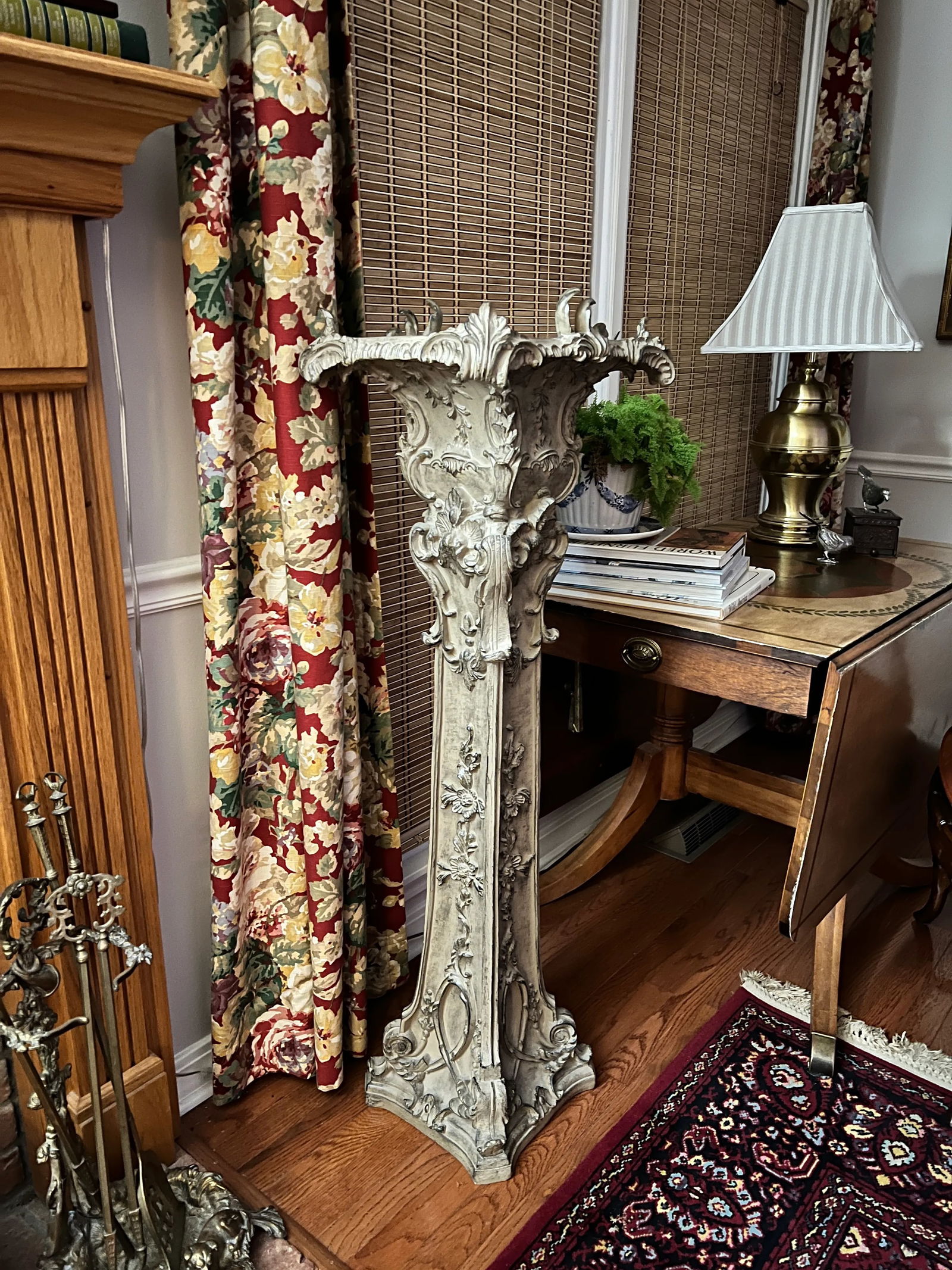 Vintage French Baroque Style Pedestal - 2