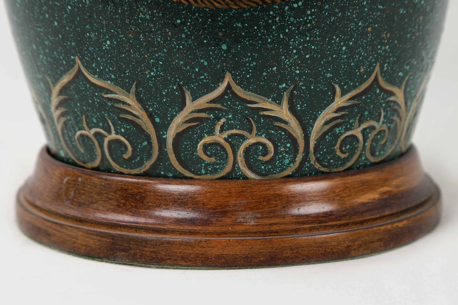 1970s Ginger Jar Lamp Featuring Windowed Flower Blooms - 5