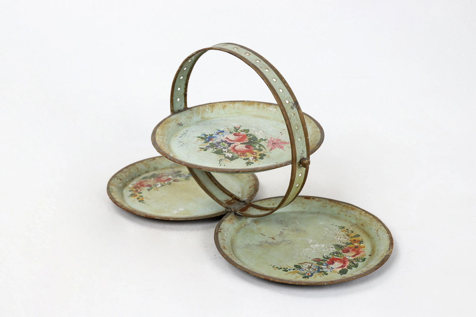 Vintage 3 Plate Tray Decorated in Flower Bouquets And - 5