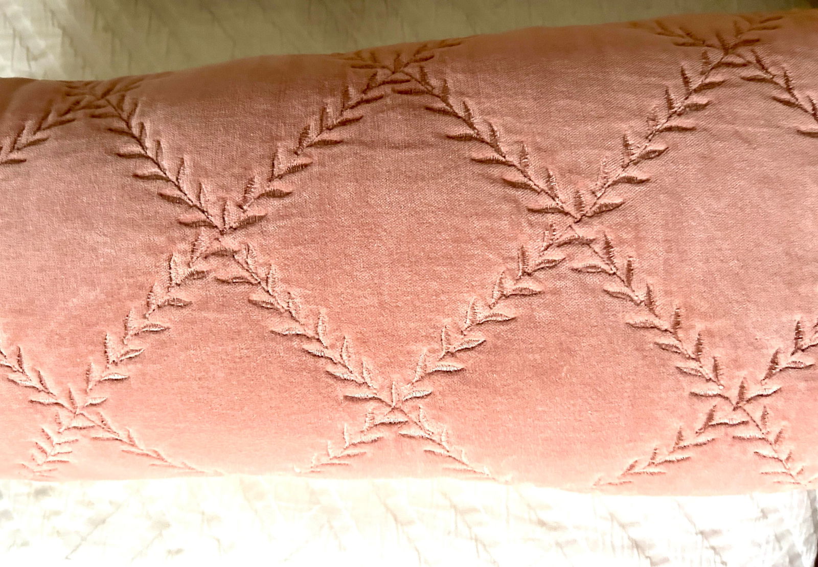 Bella Notte and Linen Long Lumber Pillow in Rouge and Natural Linen - 3