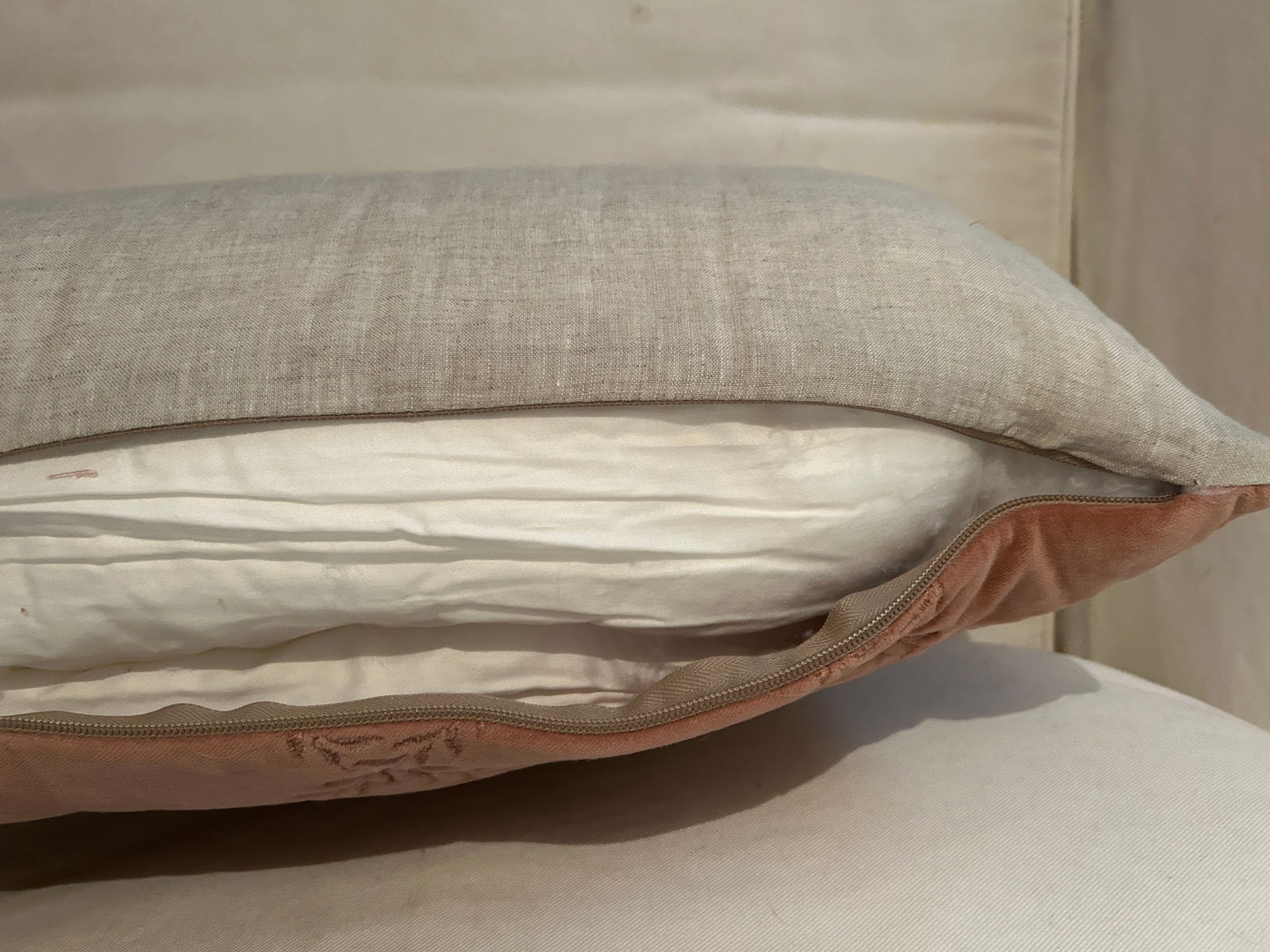 Bella Notte and Linen Long Lumber Pillow in Rouge and Natural Linen - 6